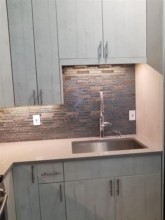 542 29TH ST Unit: 1