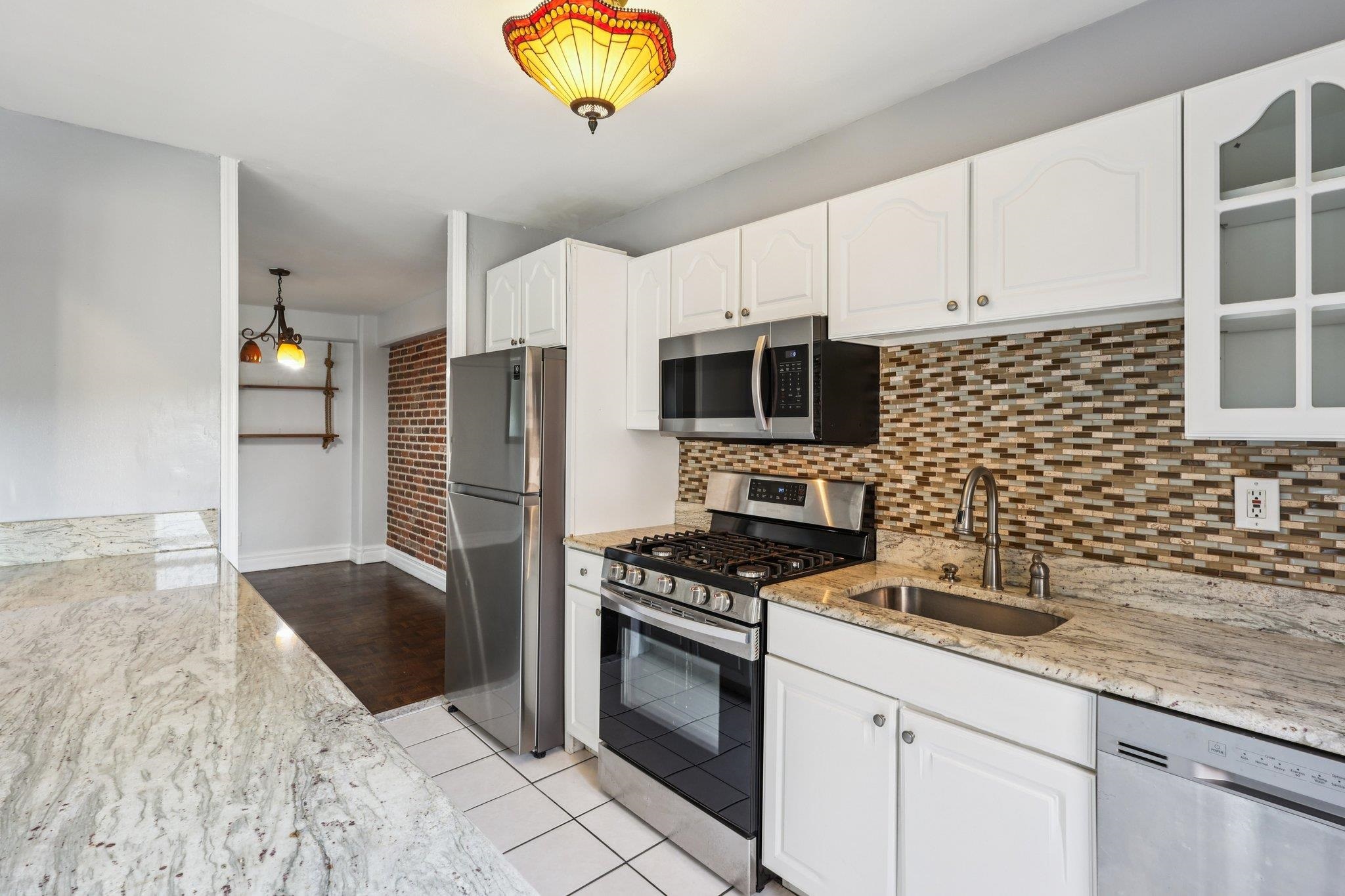 8800 BLVD EAST Unit: 4J