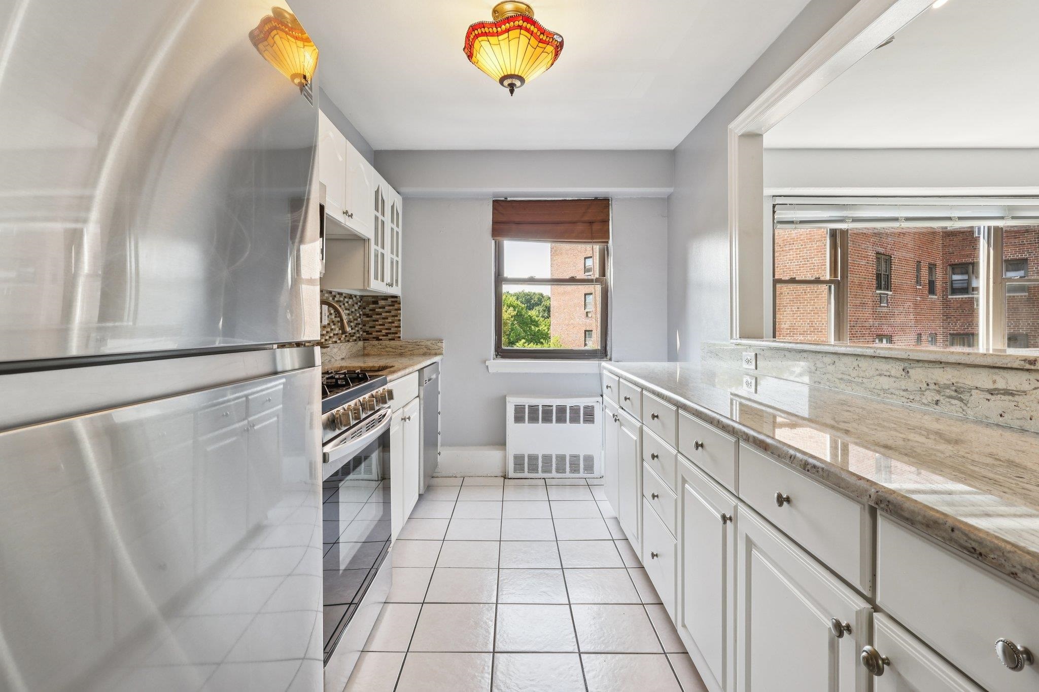 8800 BLVD EAST Unit: 4J