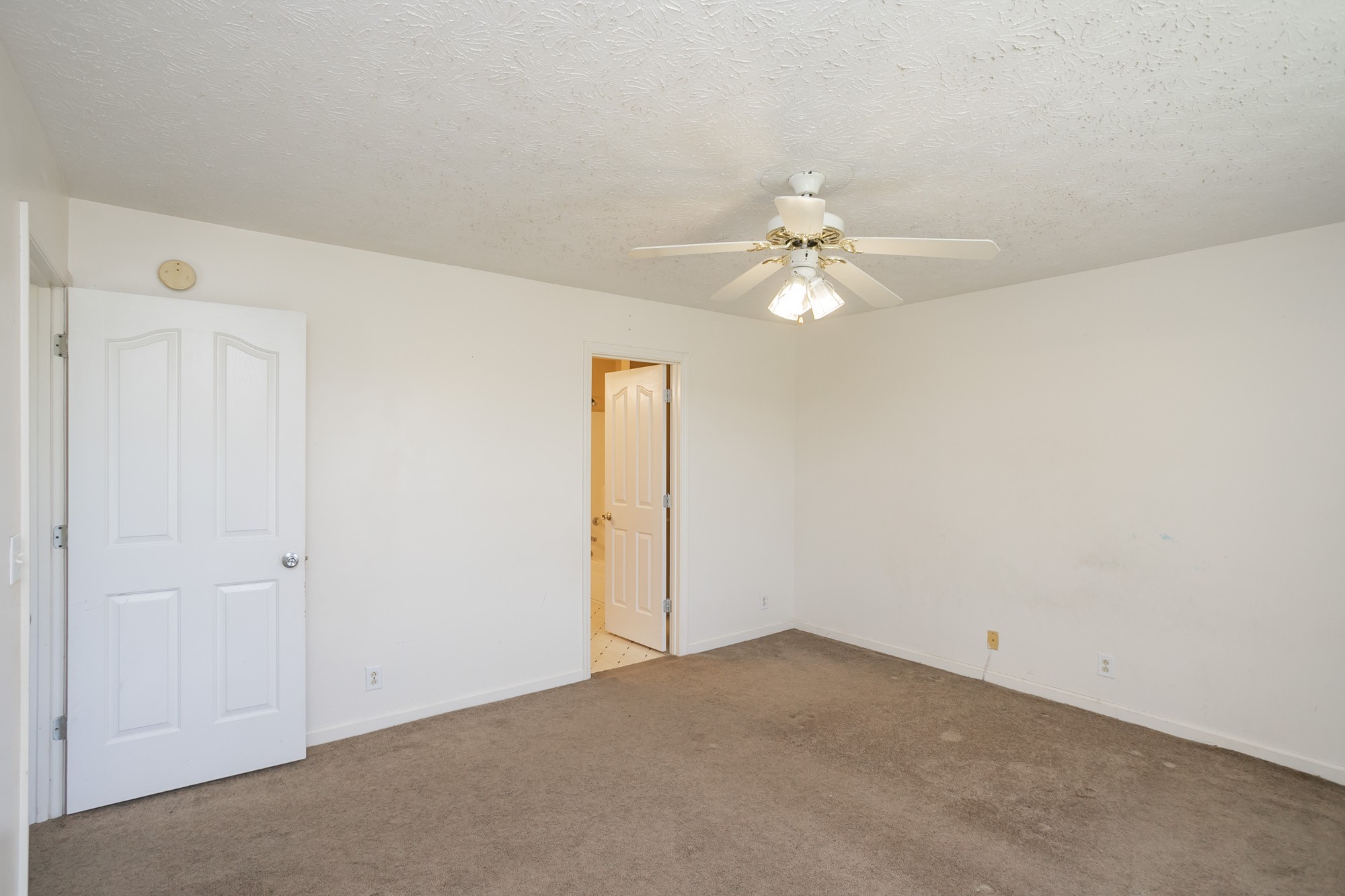 931 E Jefferson Pike