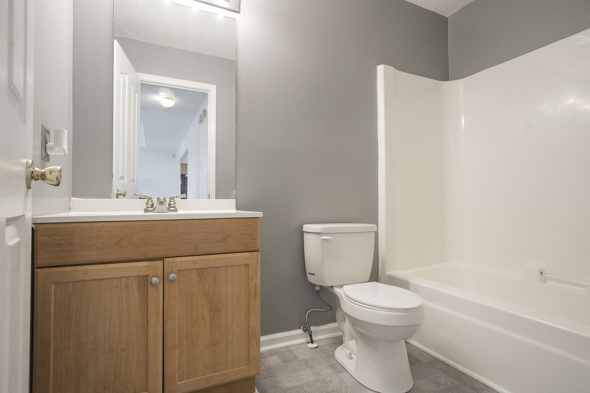 931 E Jefferson Pike