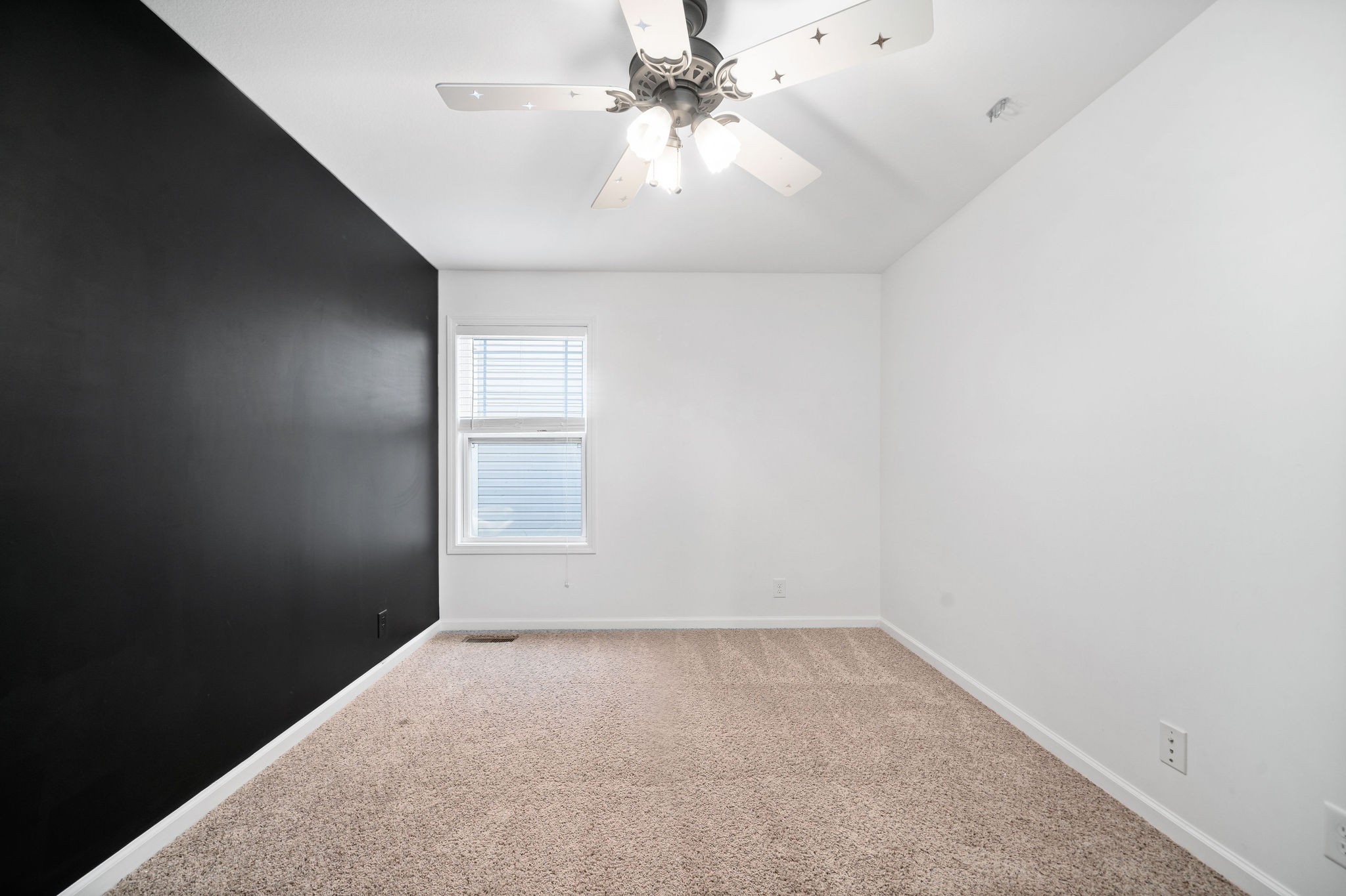 636 Hidden Valley Dr