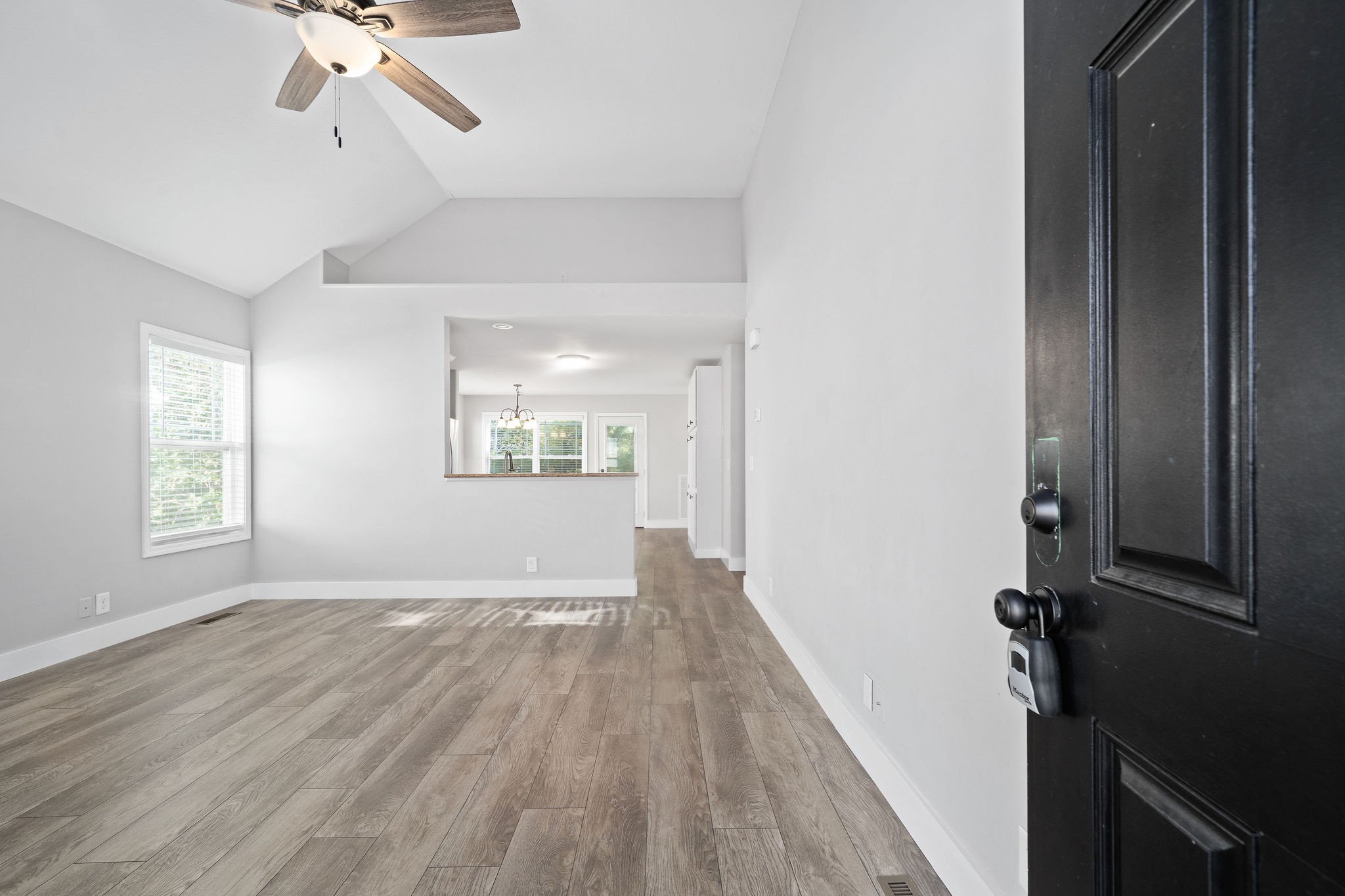 636 Hidden Valley Dr