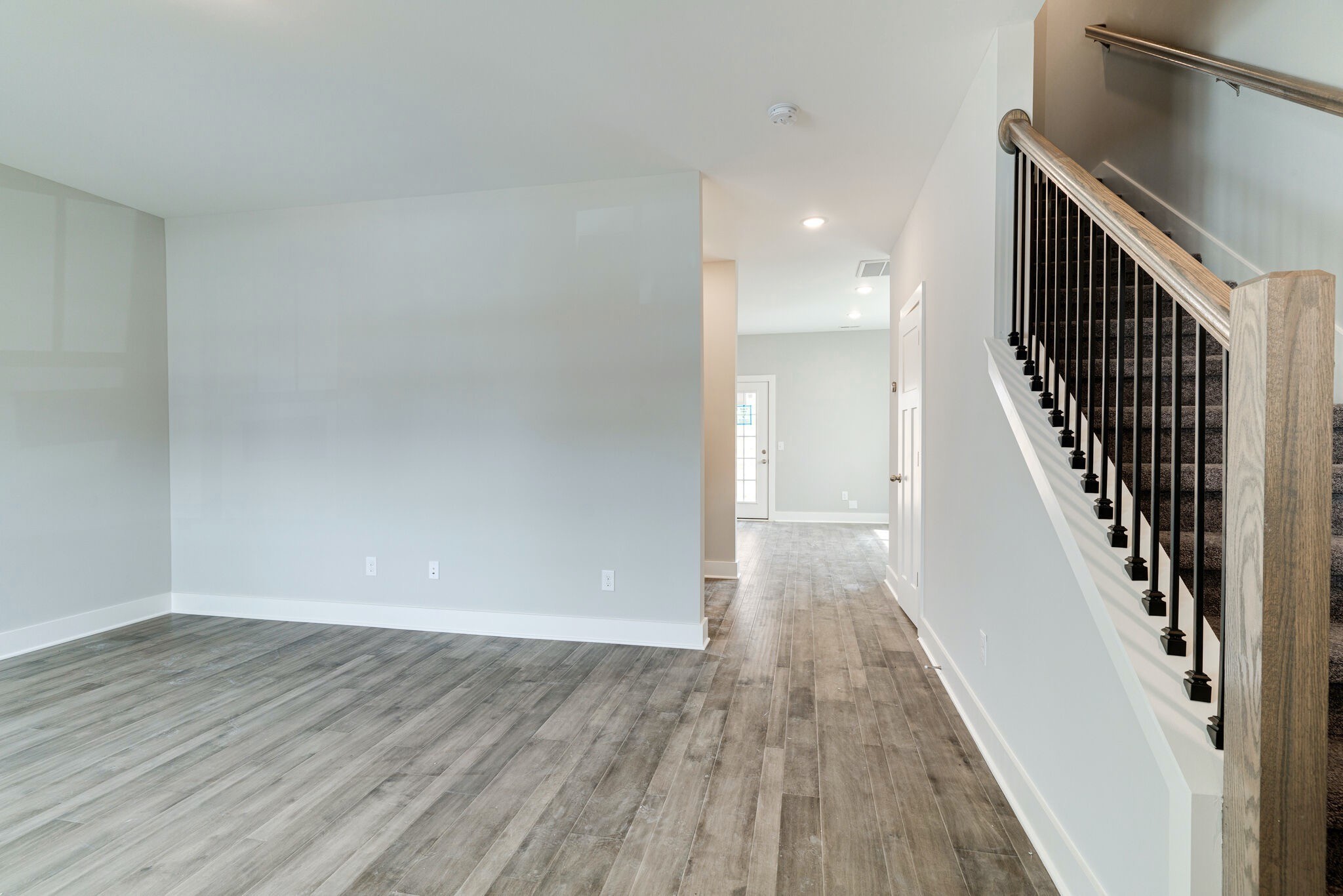 2285 Bayport Ave Unit: 228