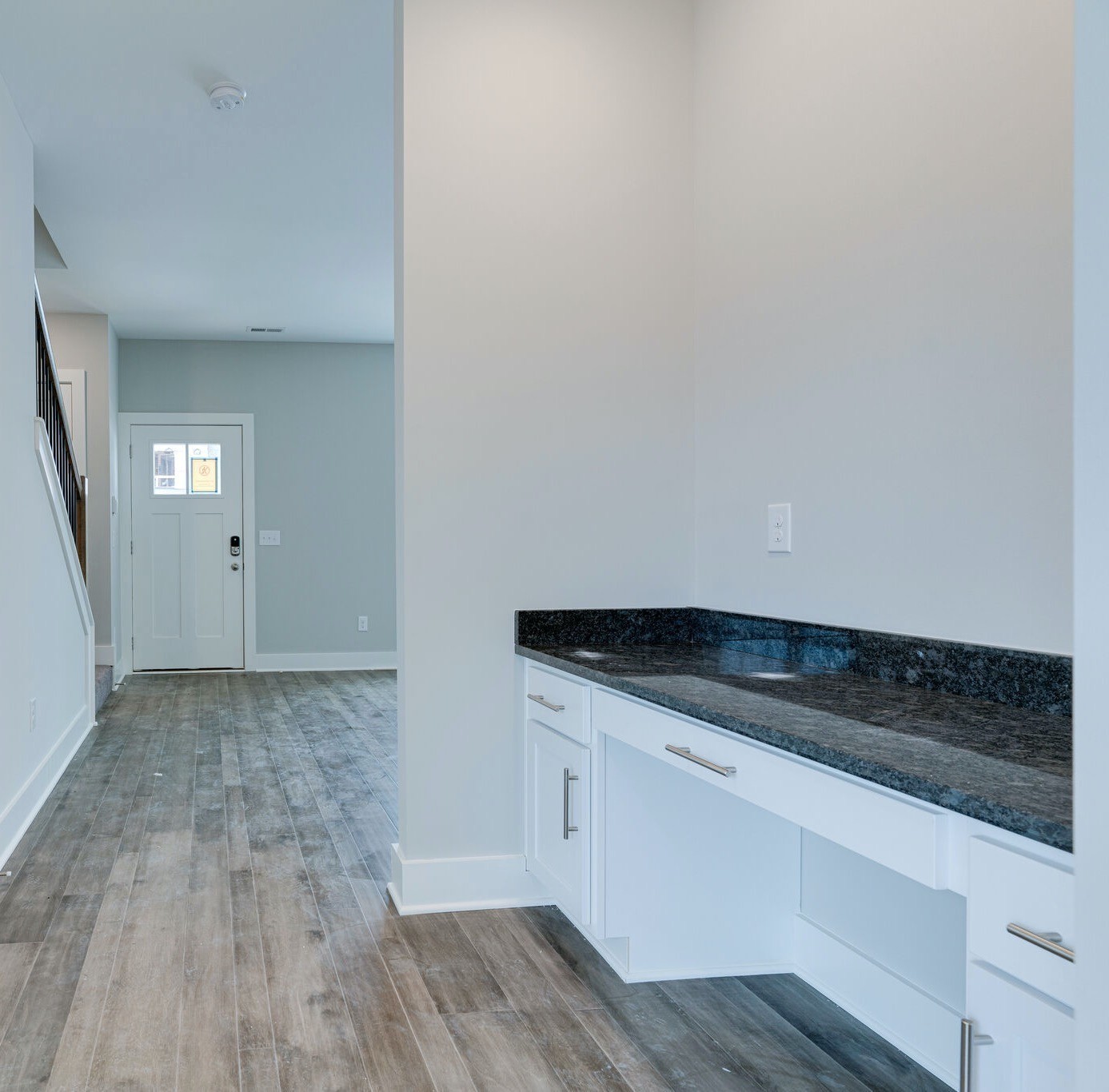 2285 Bayport Ave Unit: 228