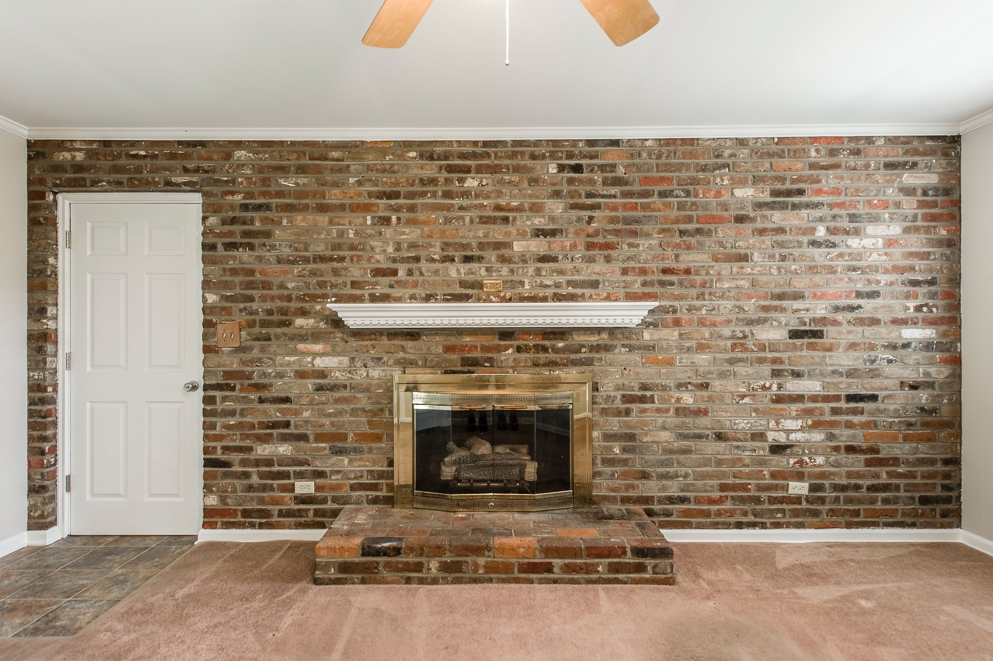 6217 Eatons Creek Rd