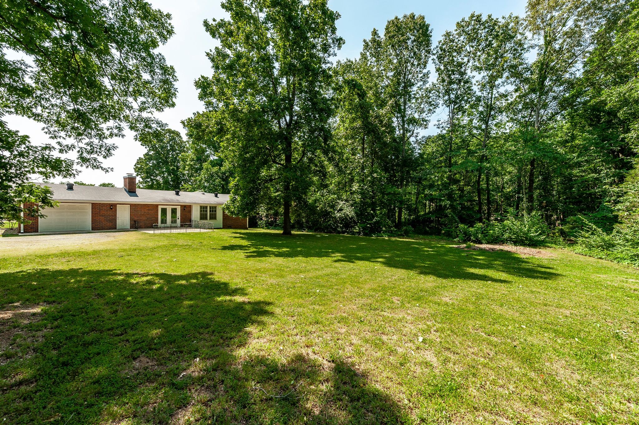 6217 Eatons Creek Rd