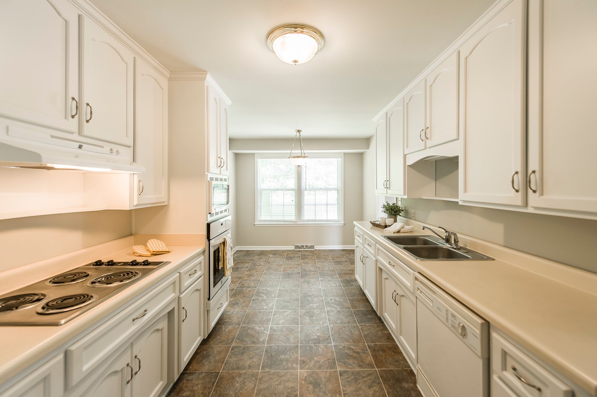 6217 Eatons Creek Rd