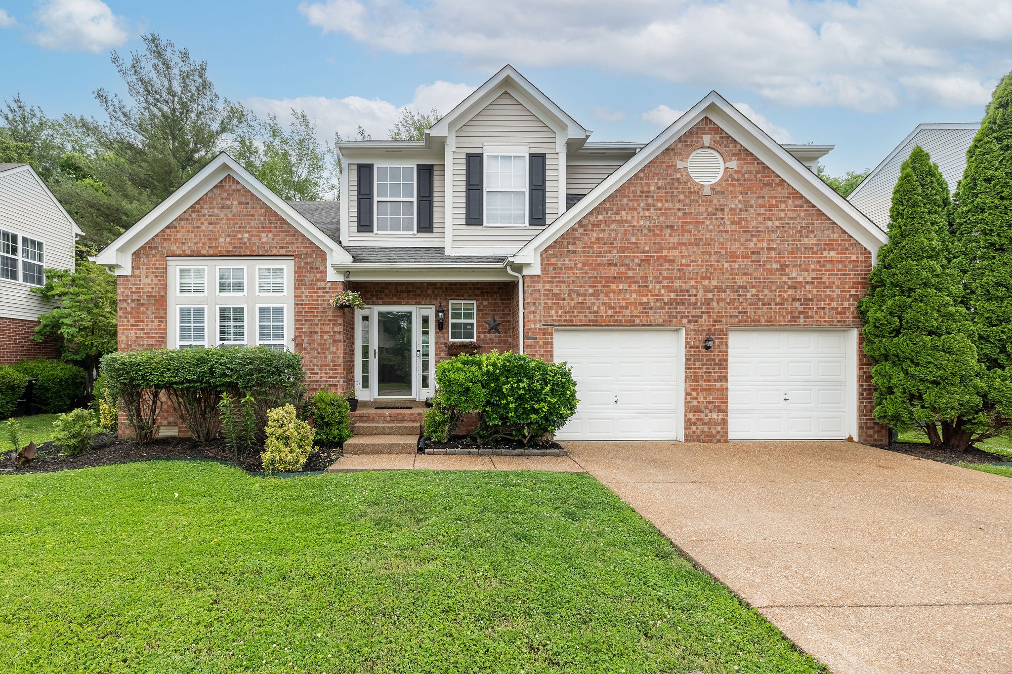310 Devonshire Dr