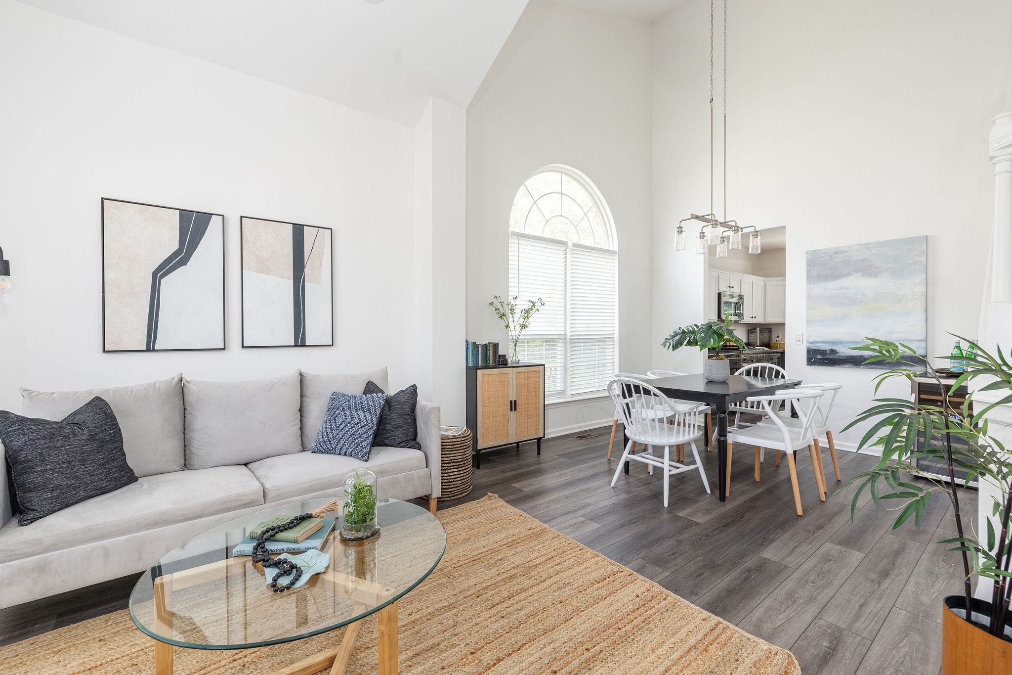 310 Devonshire Dr