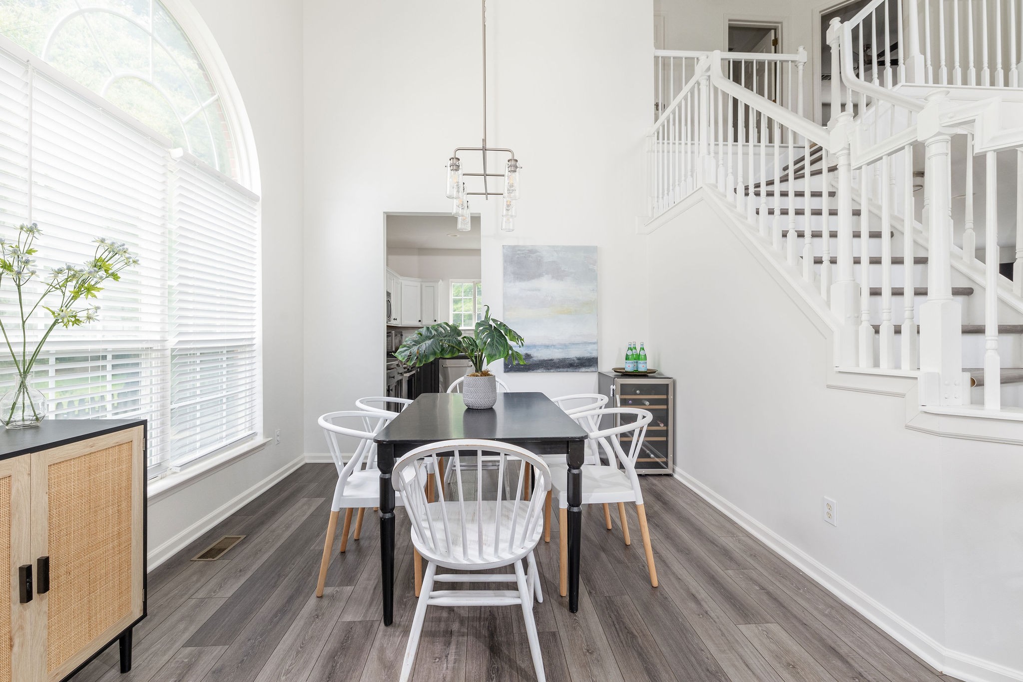 310 Devonshire Dr