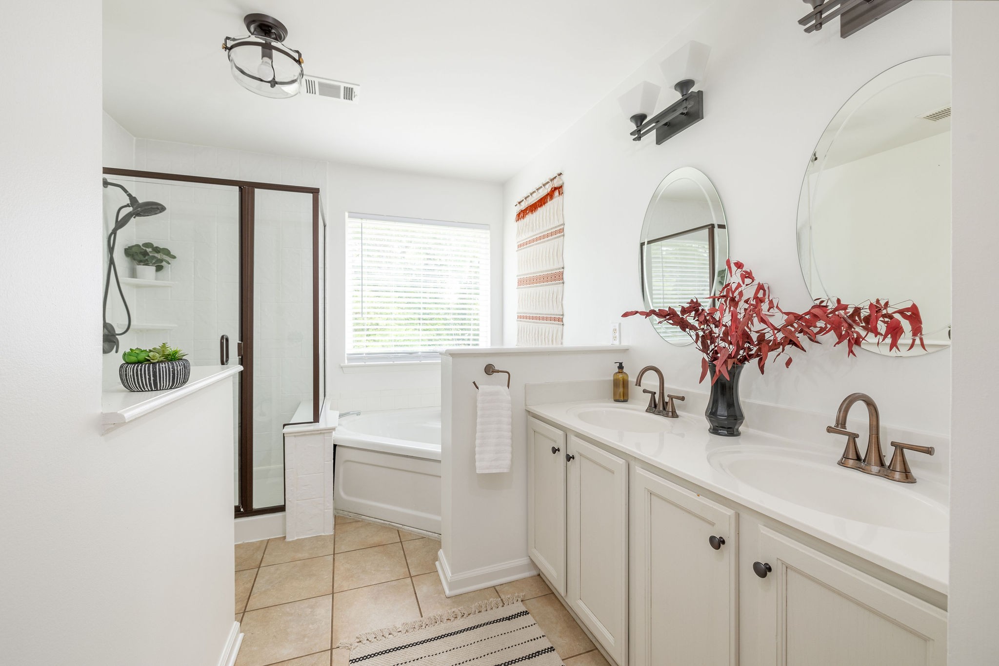 310 Devonshire Dr