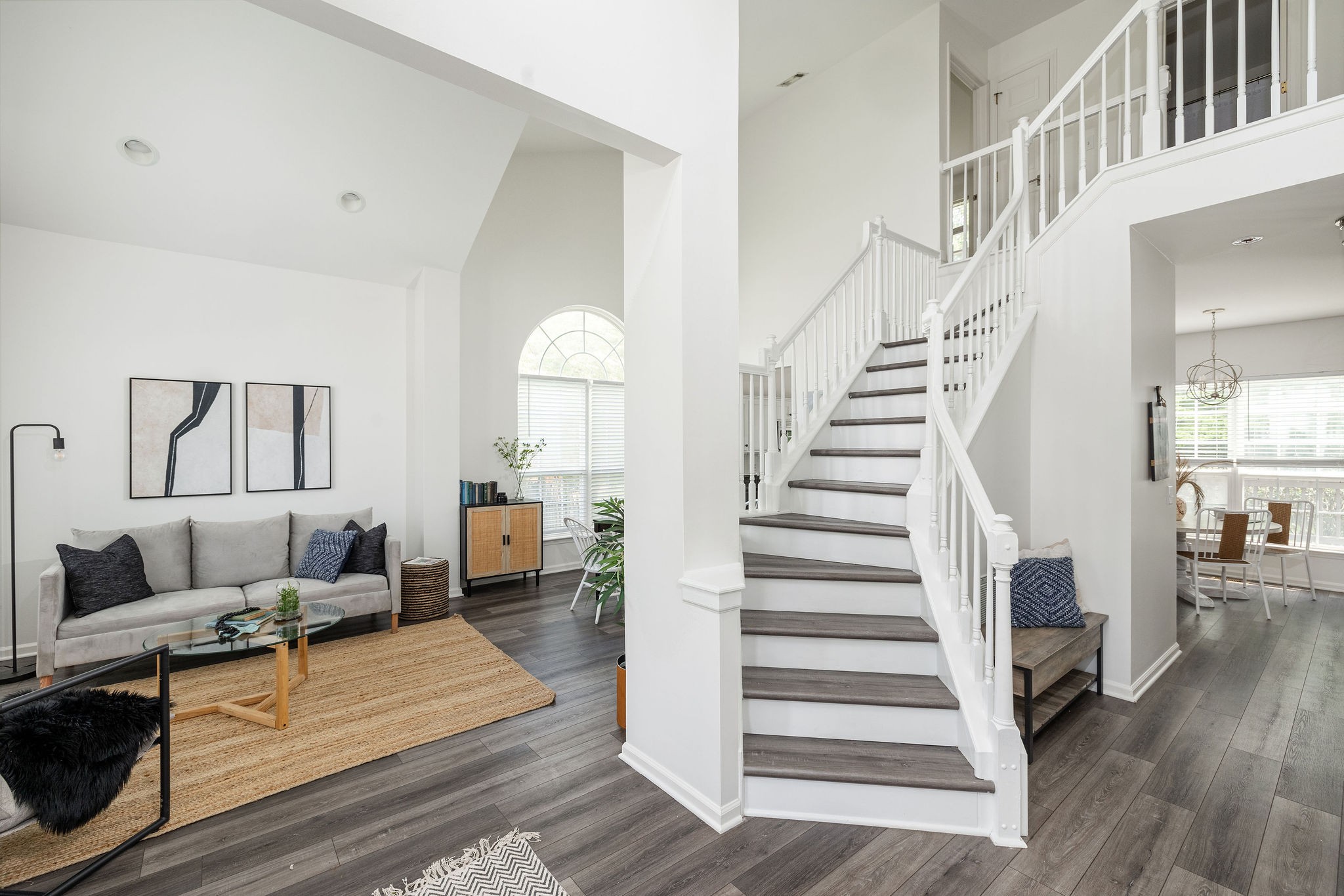 310 Devonshire Dr