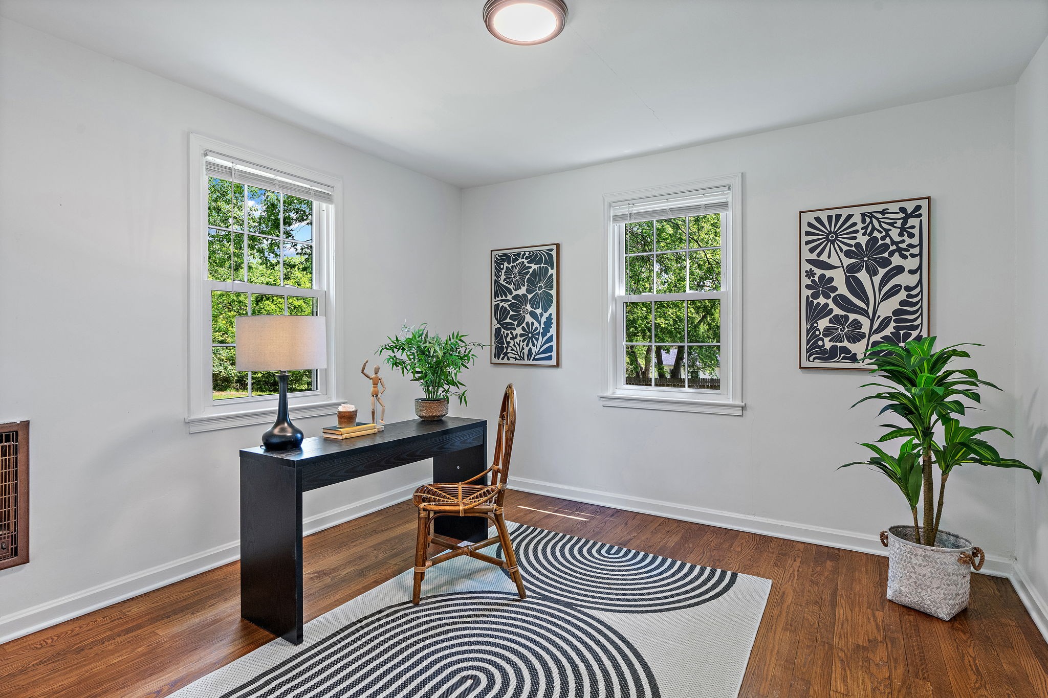 309 W Monticello Ave