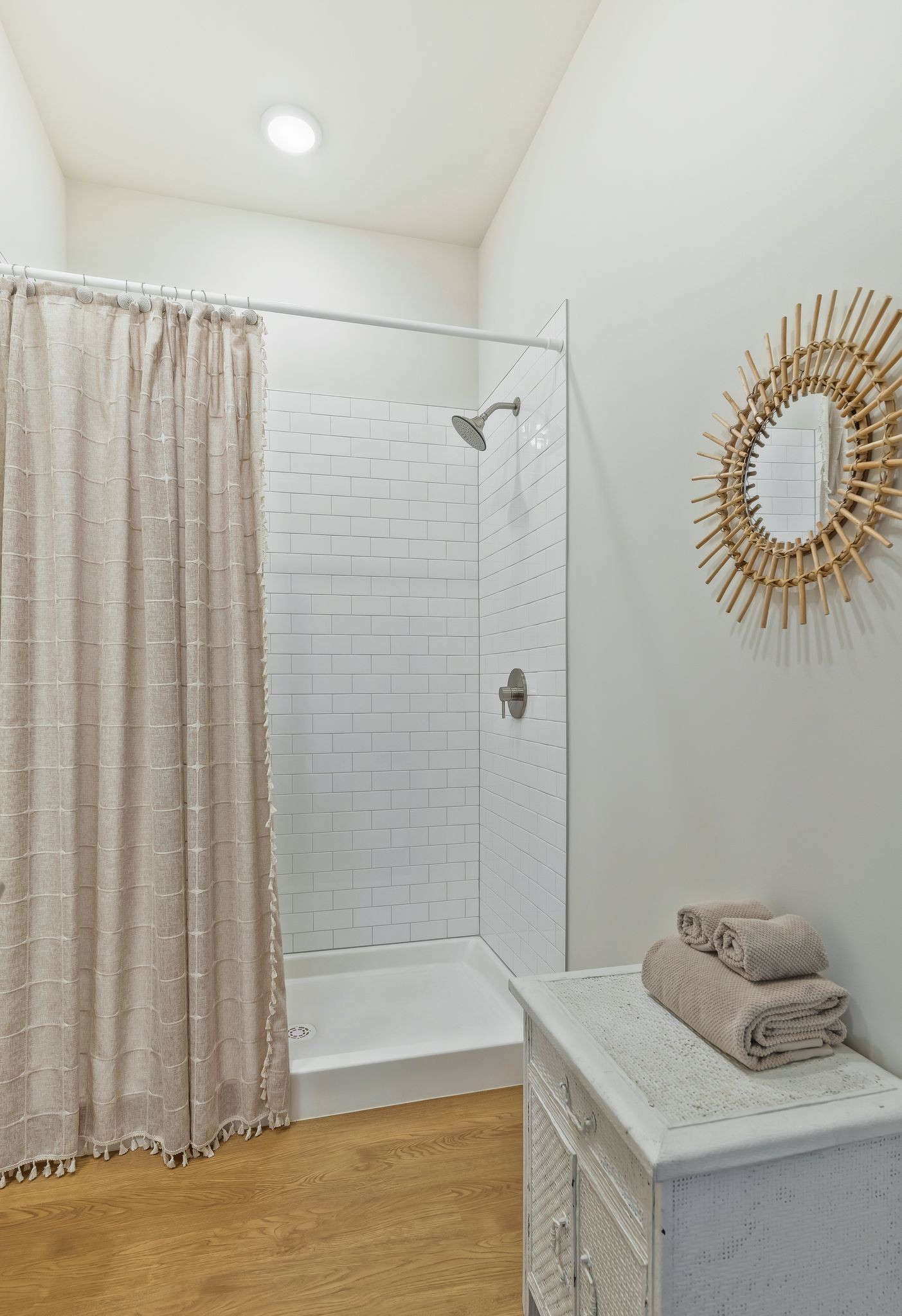 600 E Trinity Ln Unit: 304