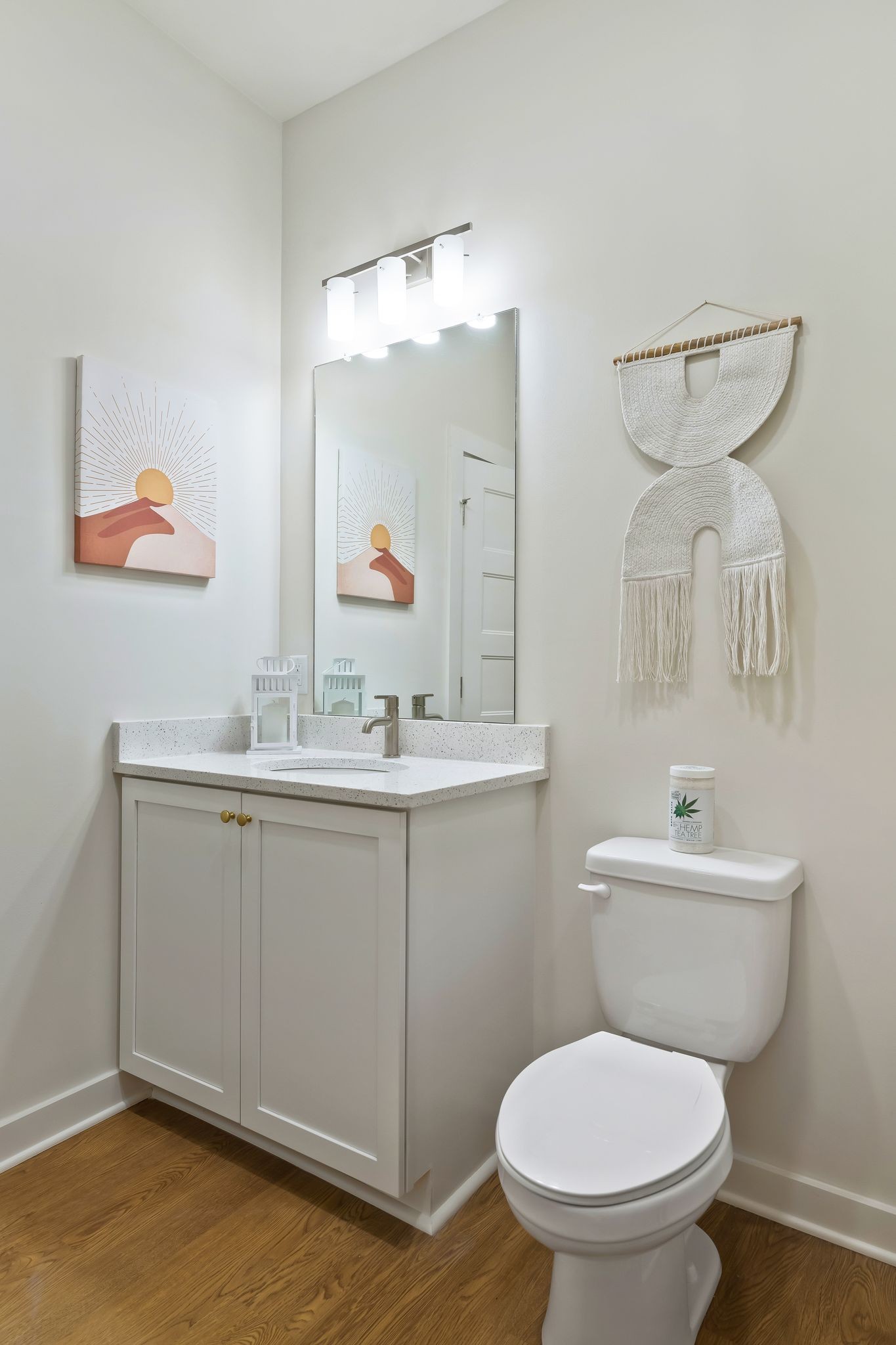 600 E Trinity Ln Unit: 304