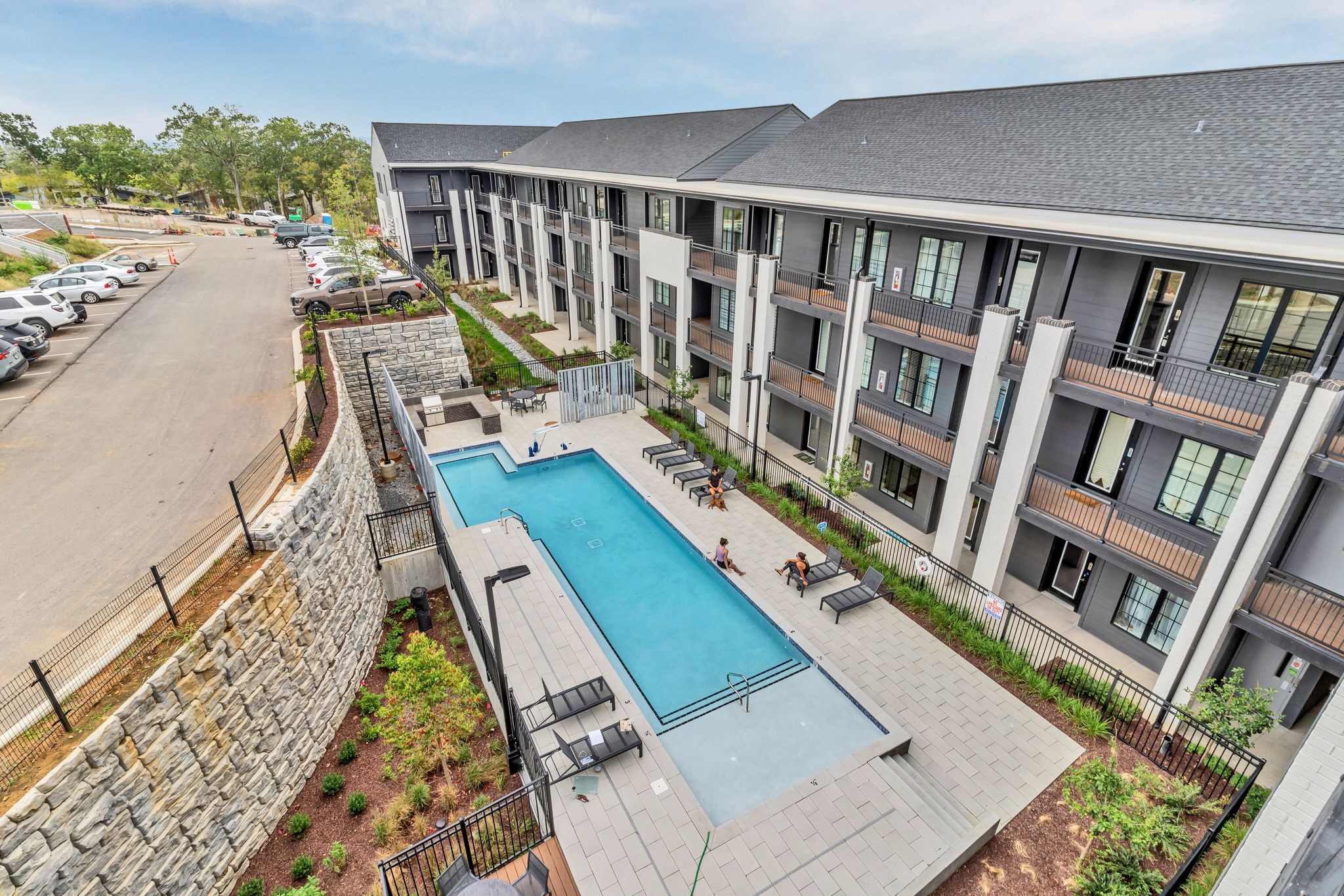 600 E Trinity Ln Unit: 304