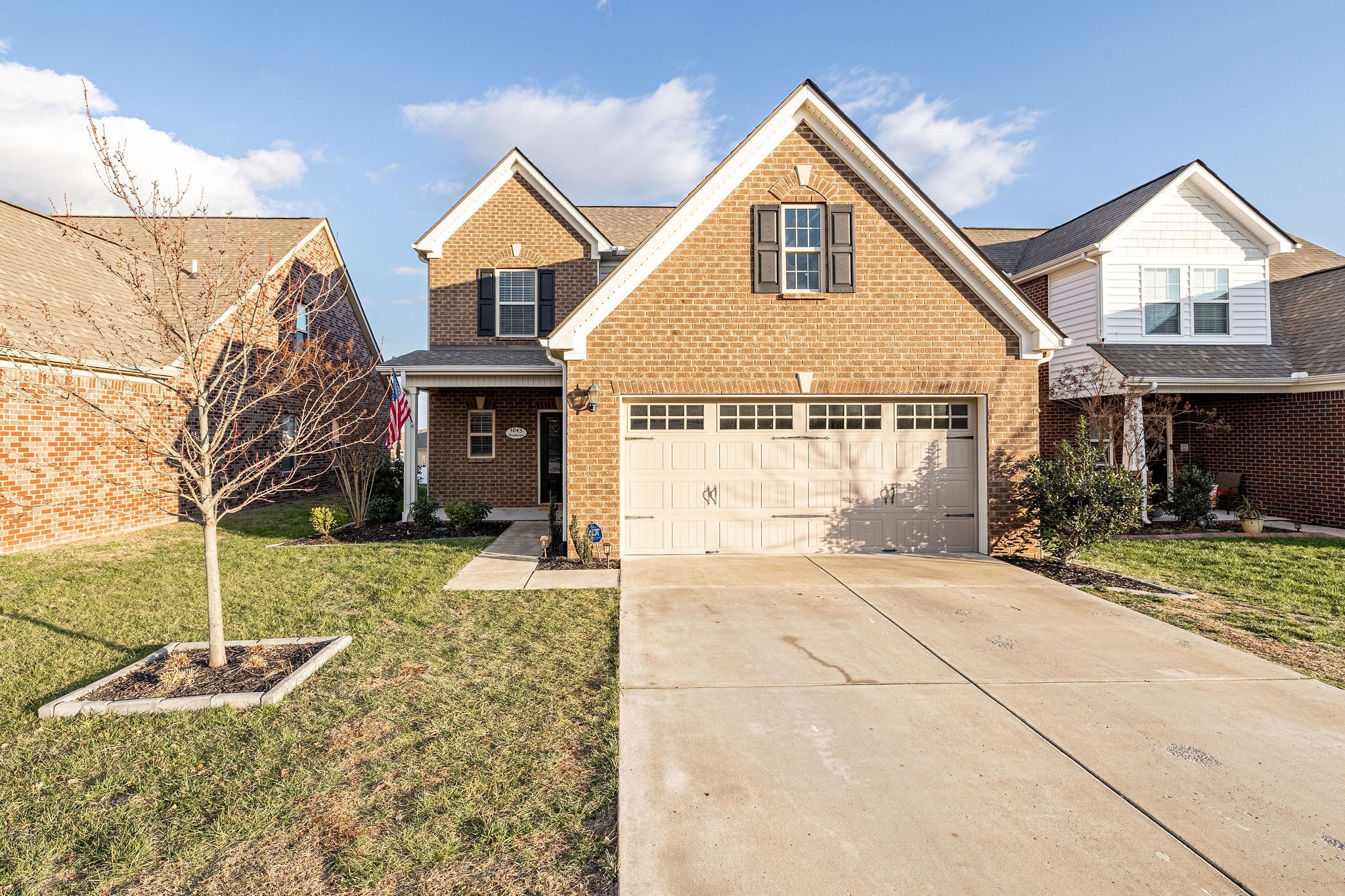 1043 Alexandria Way