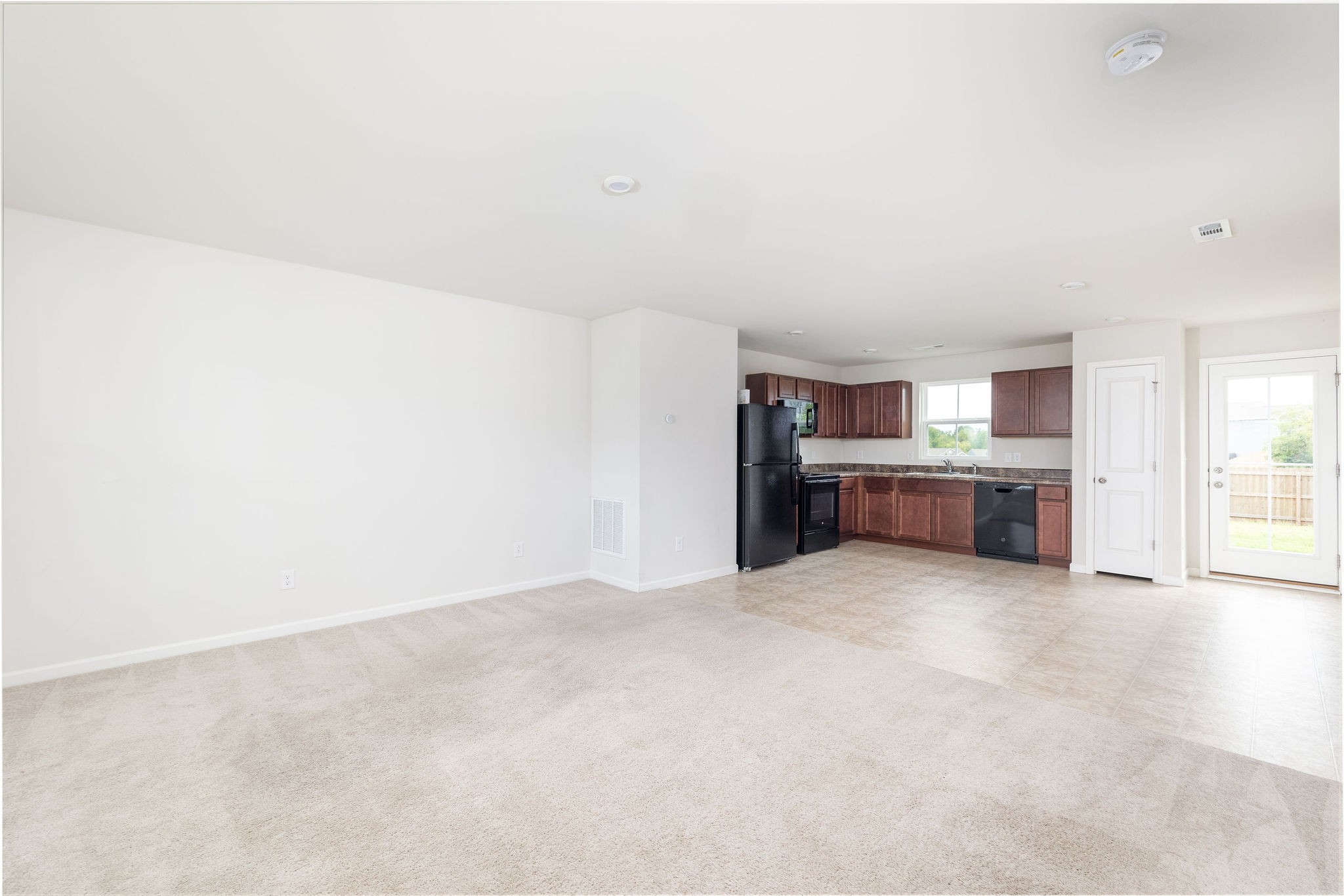 2029 Westchester Dr