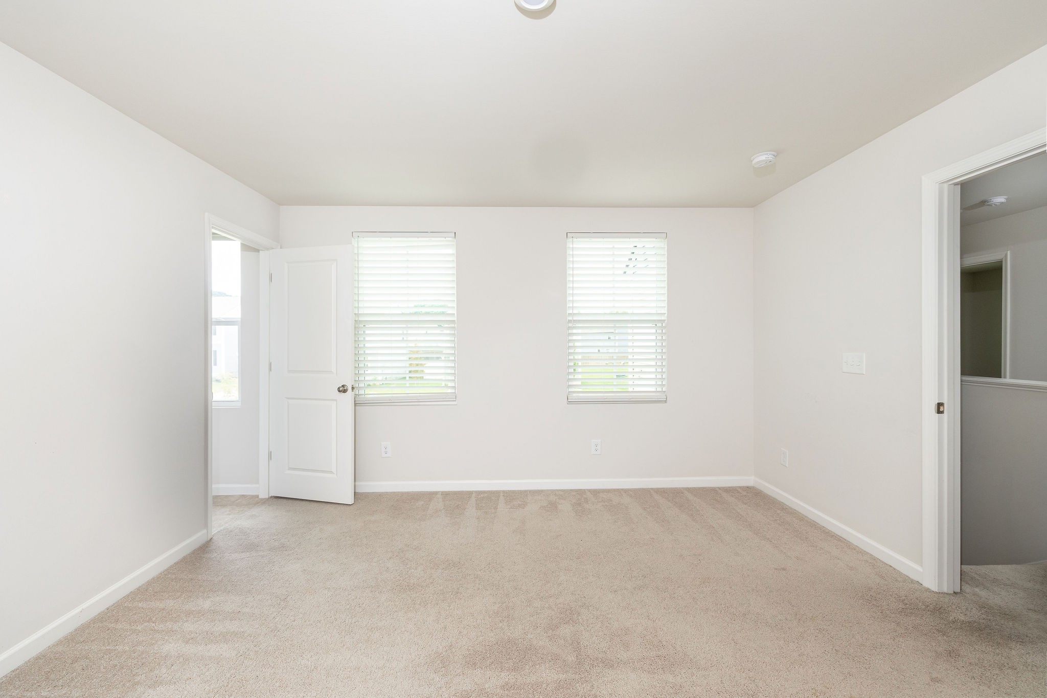 2029 Westchester Dr