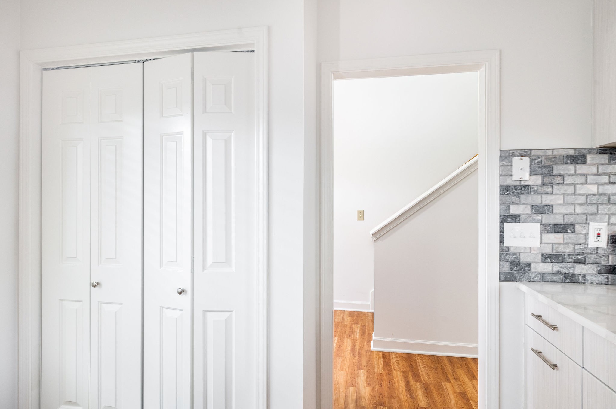 1009 Summerview Ct