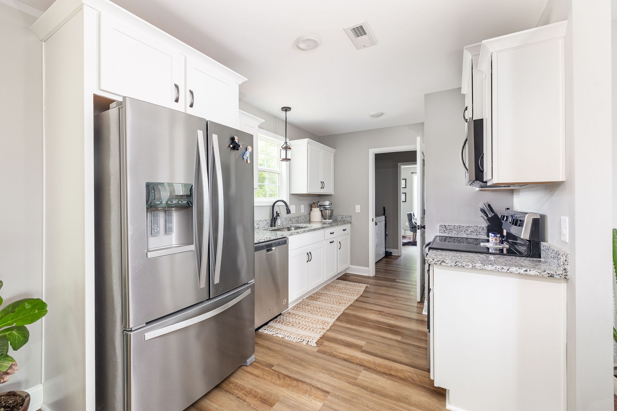 373 Fieldstone Ln