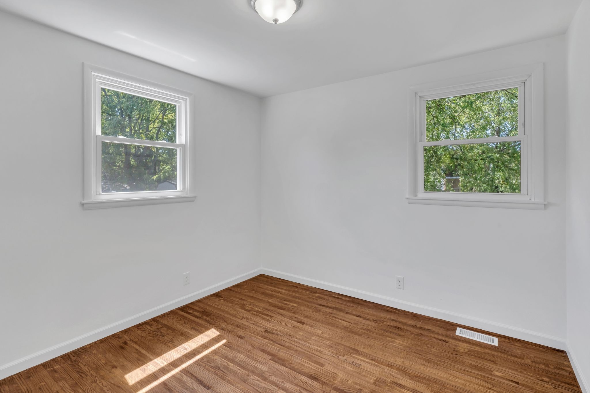 285 Becklea Dr