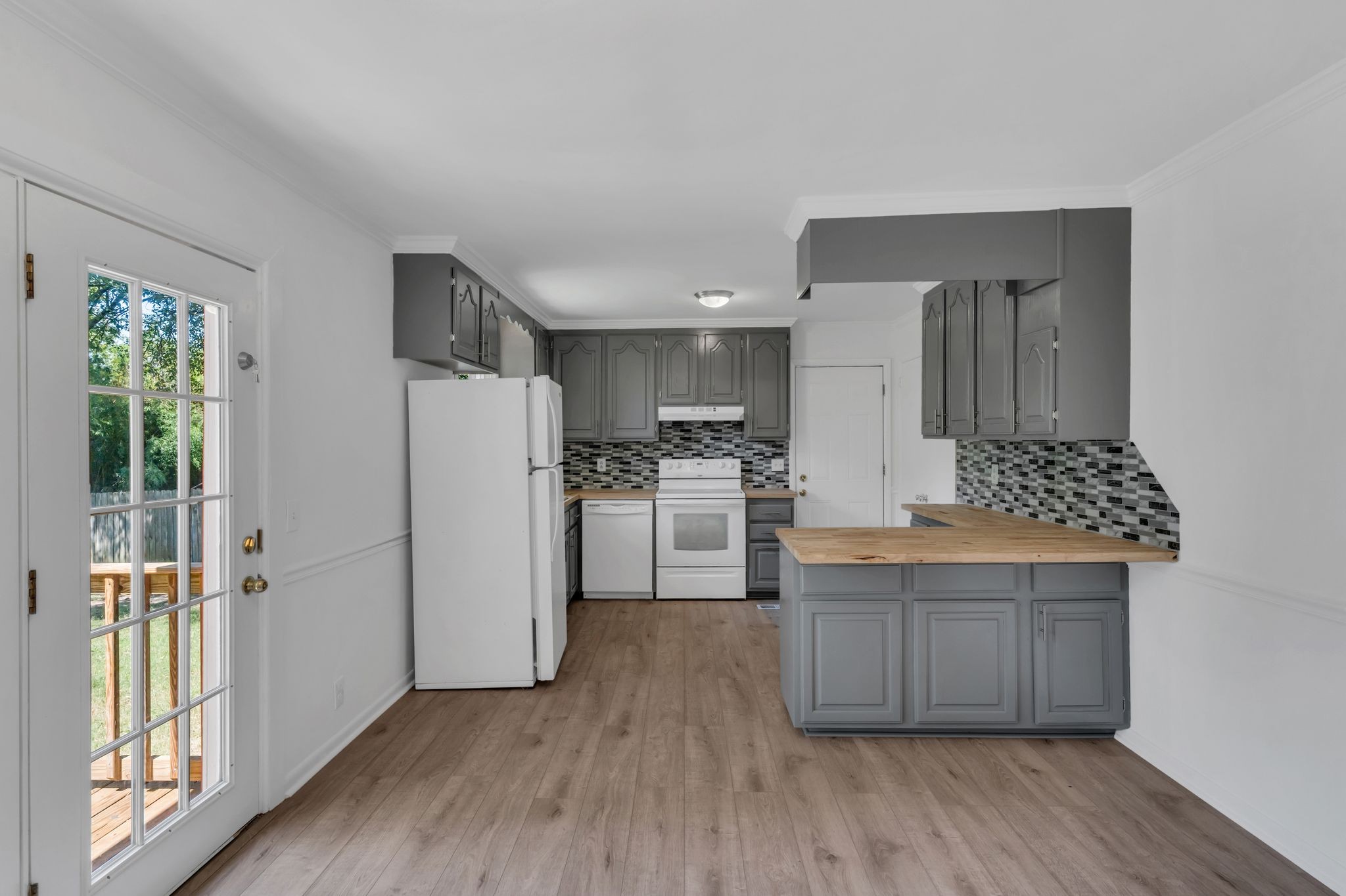 285 Becklea Dr