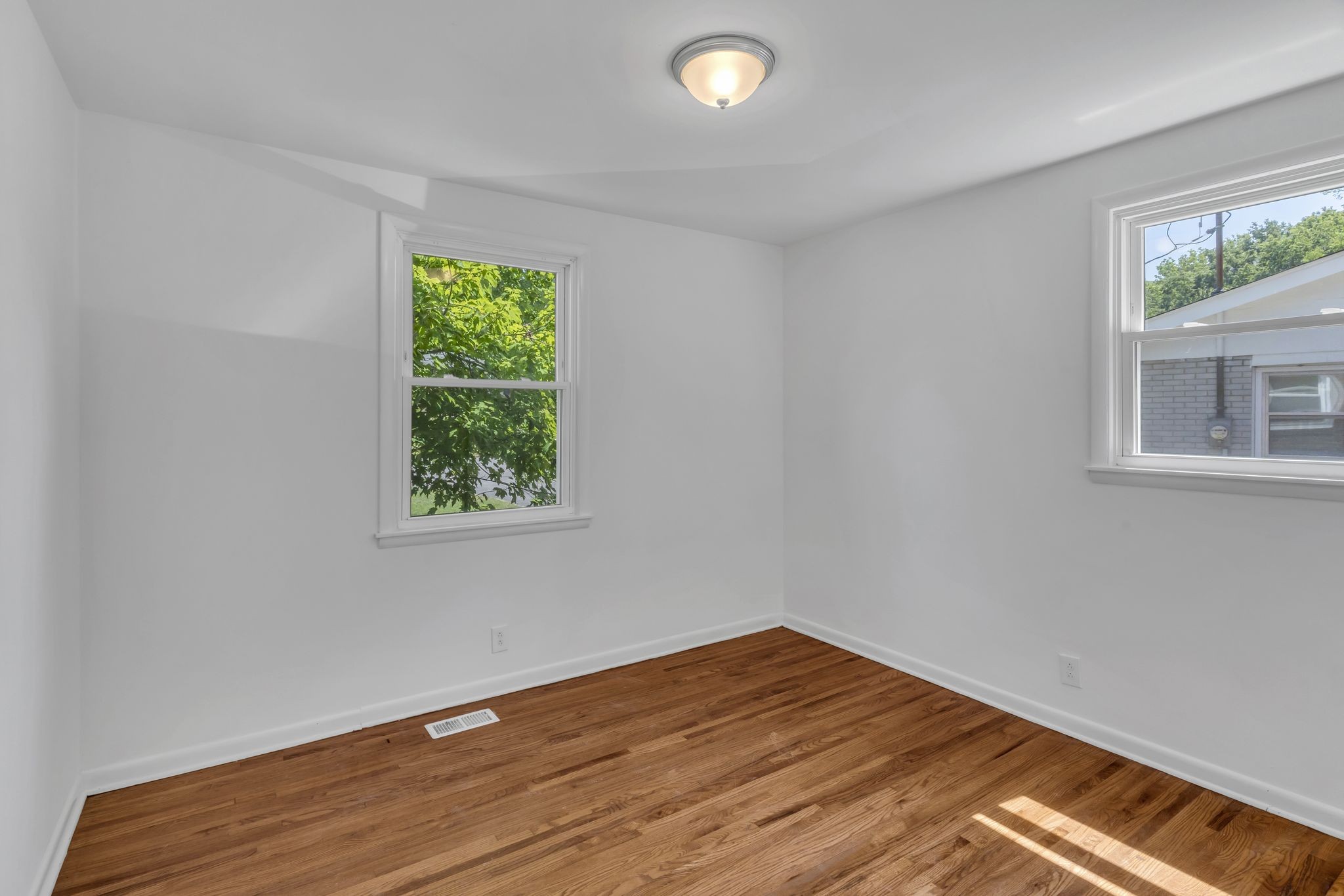285 Becklea Dr