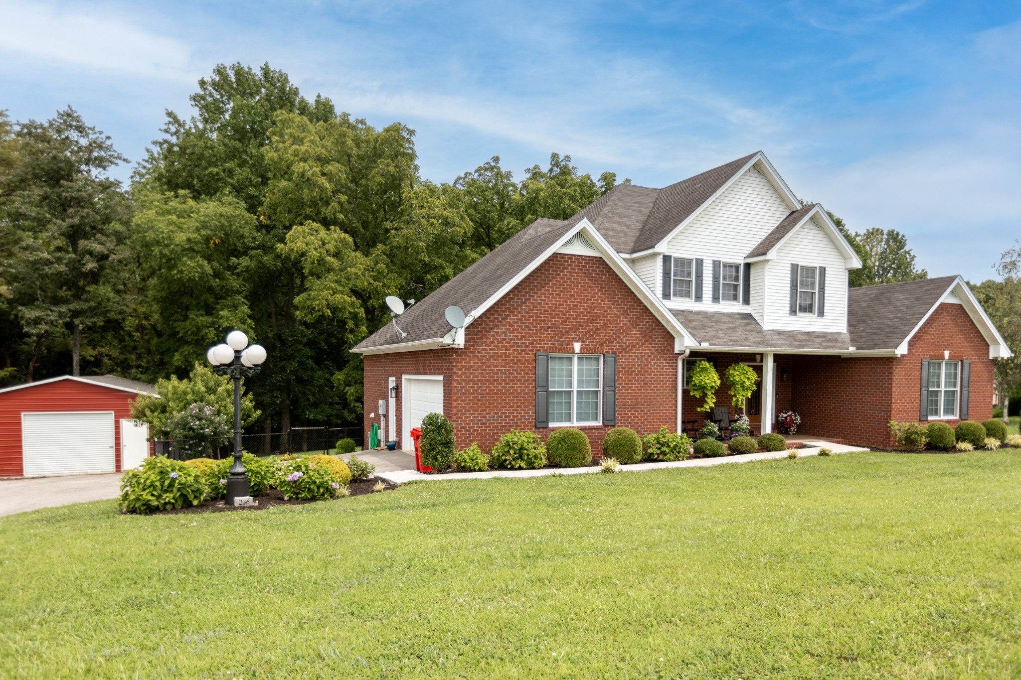 236 Deer Park Ln