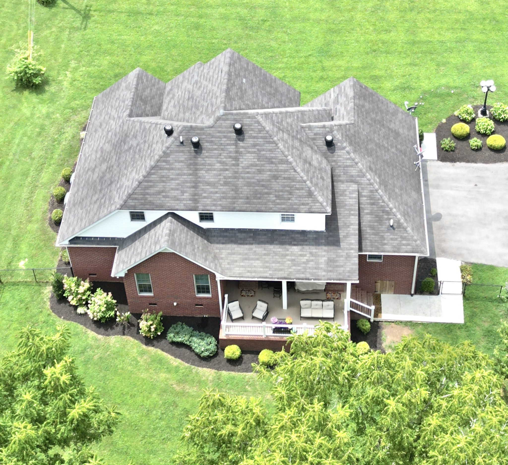 236 Deer Park Ln