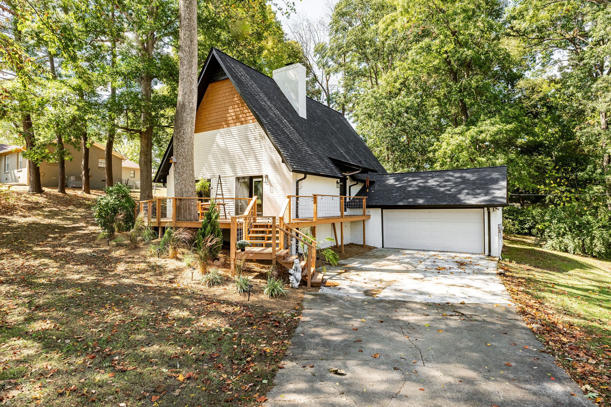 1914 Lynn Cir