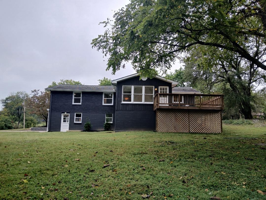 414 Westchester Dr