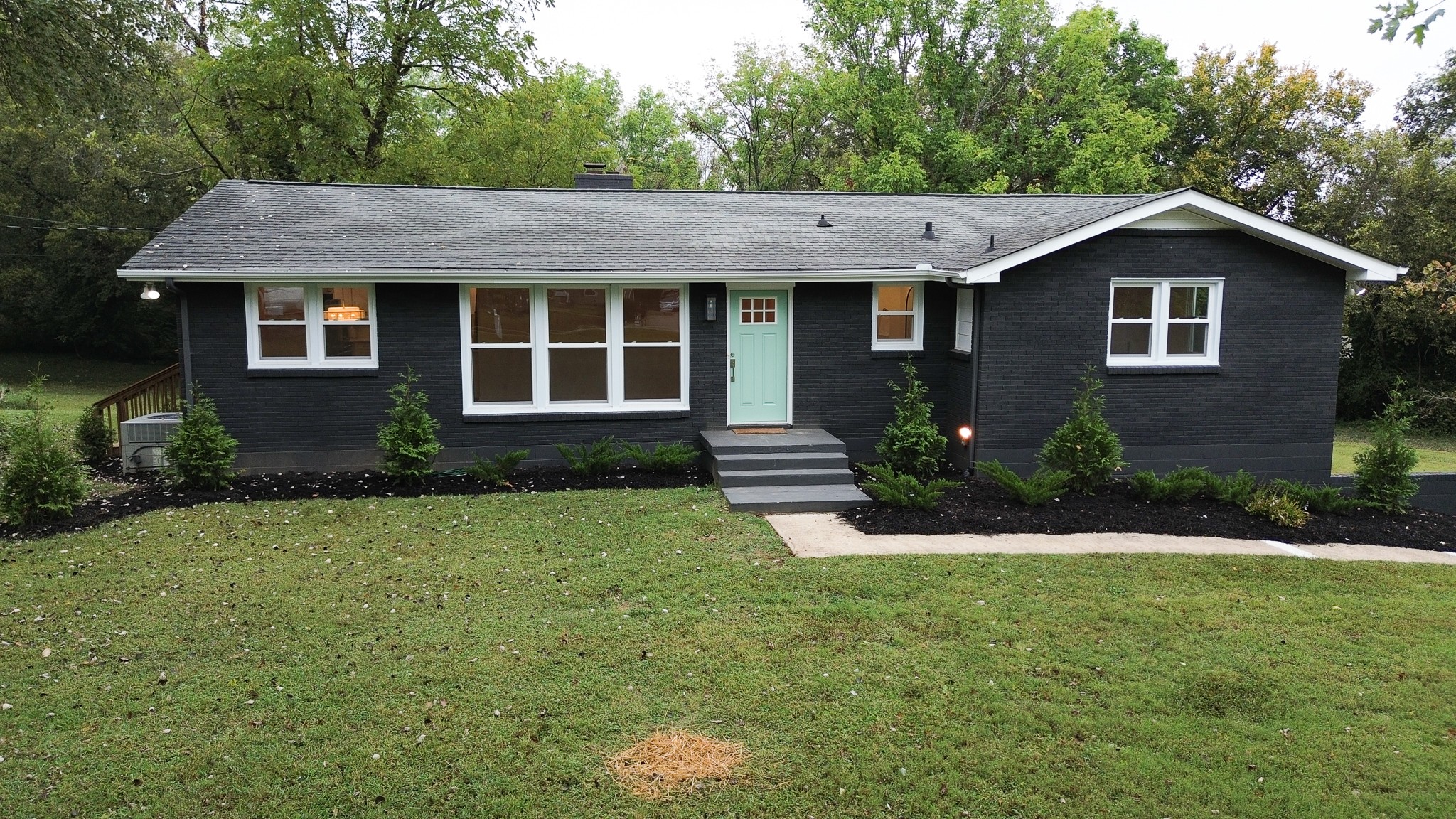 414 Westchester Dr