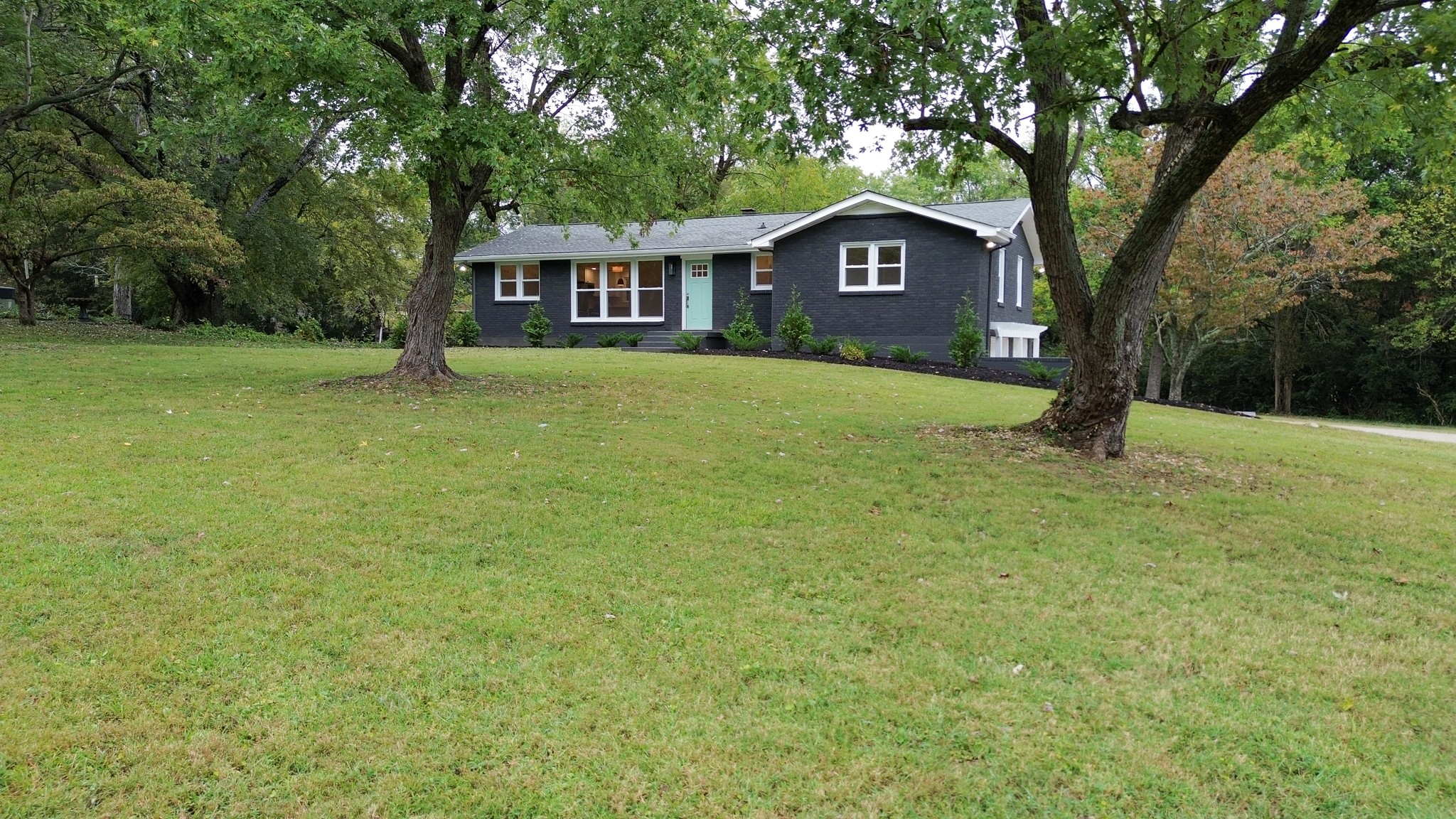 414 Westchester Dr