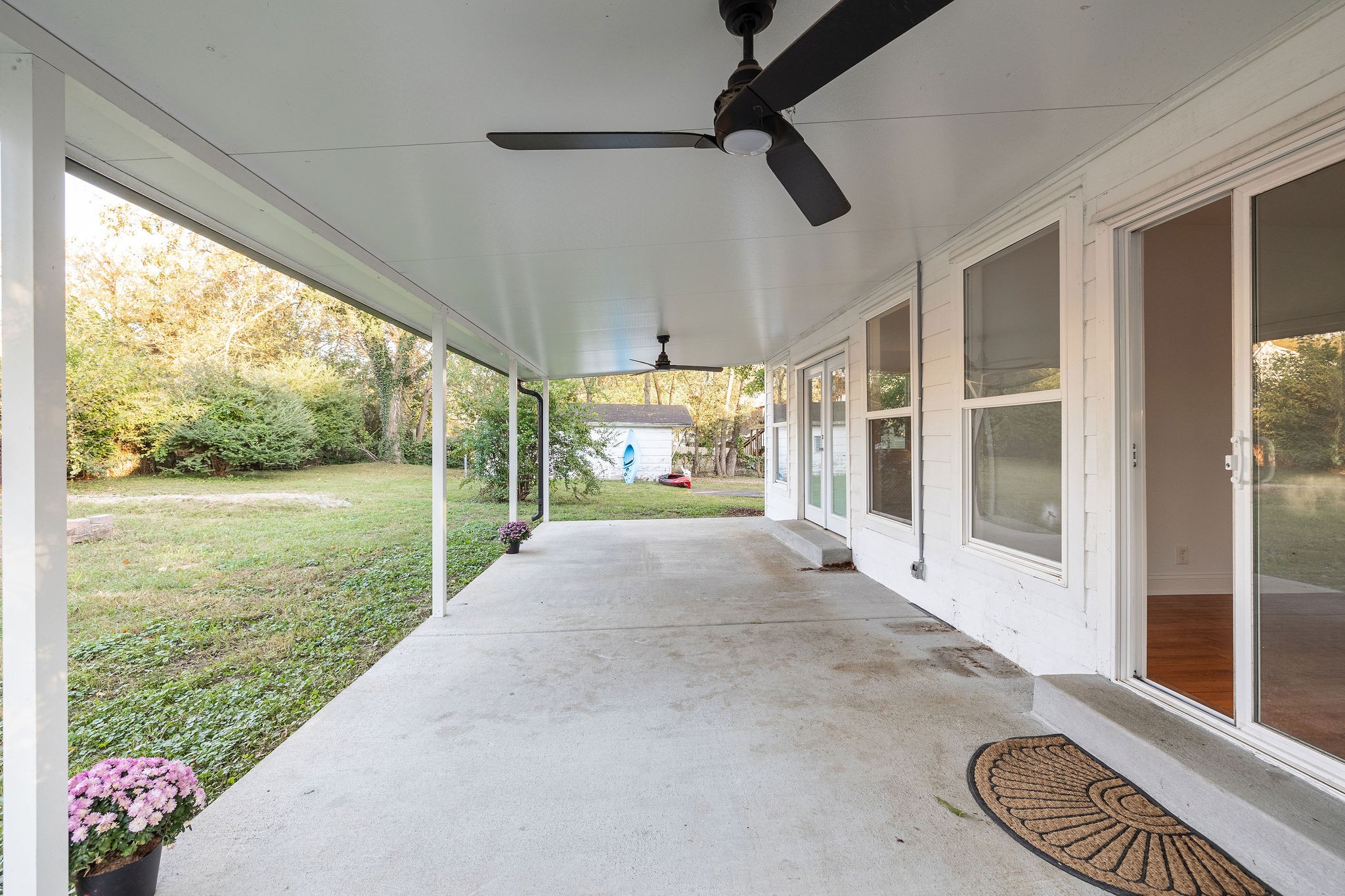 927 McClurkan Ave
