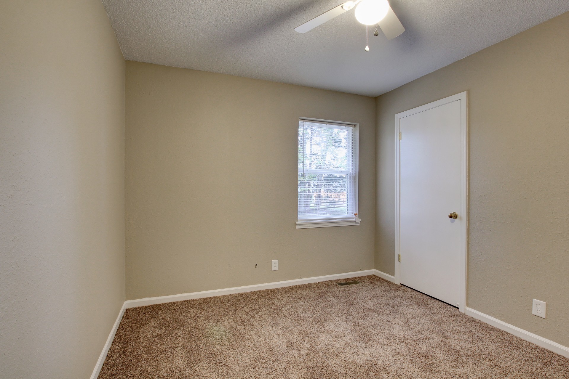 415 Buckeye Ln