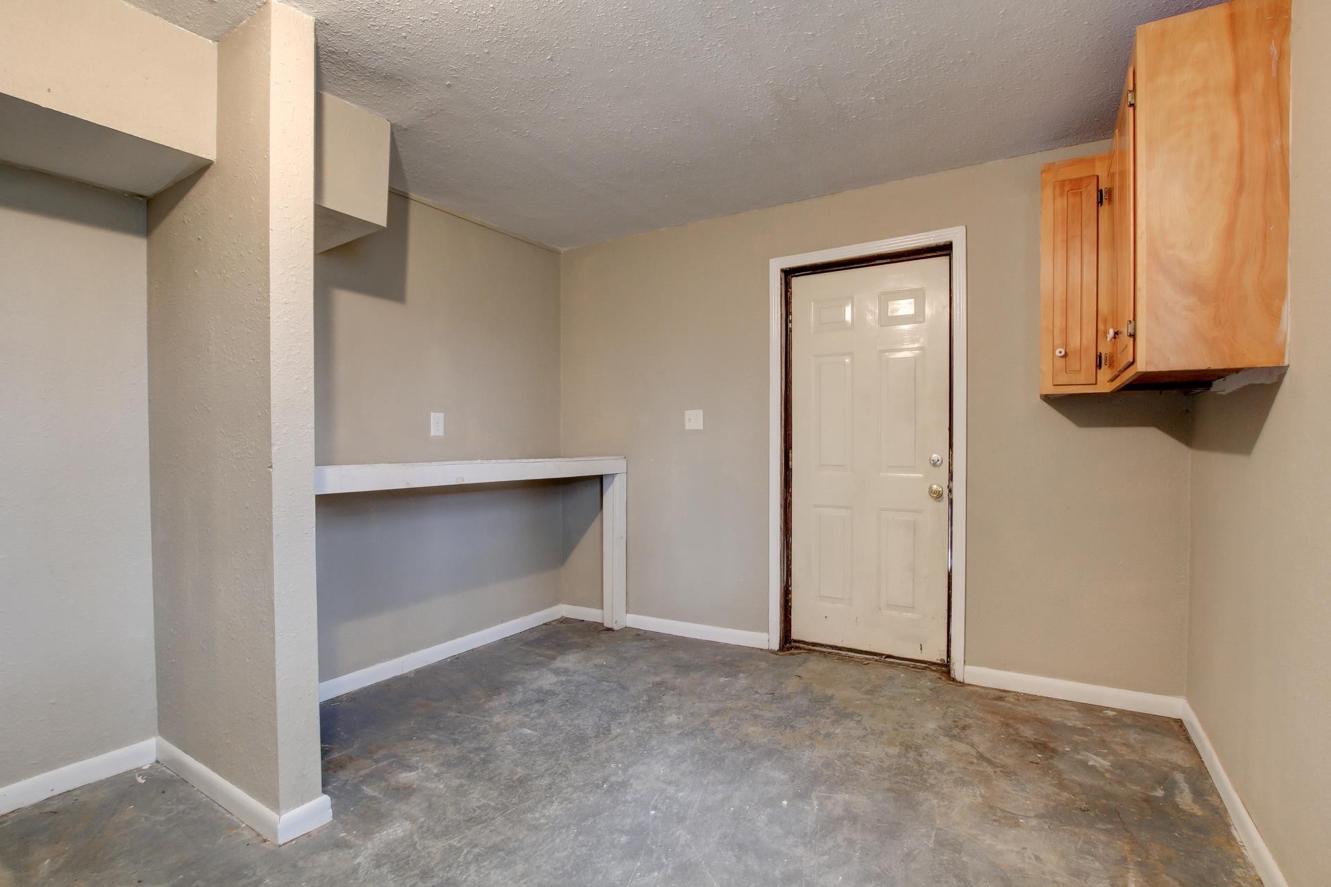 415 Buckeye Ln
