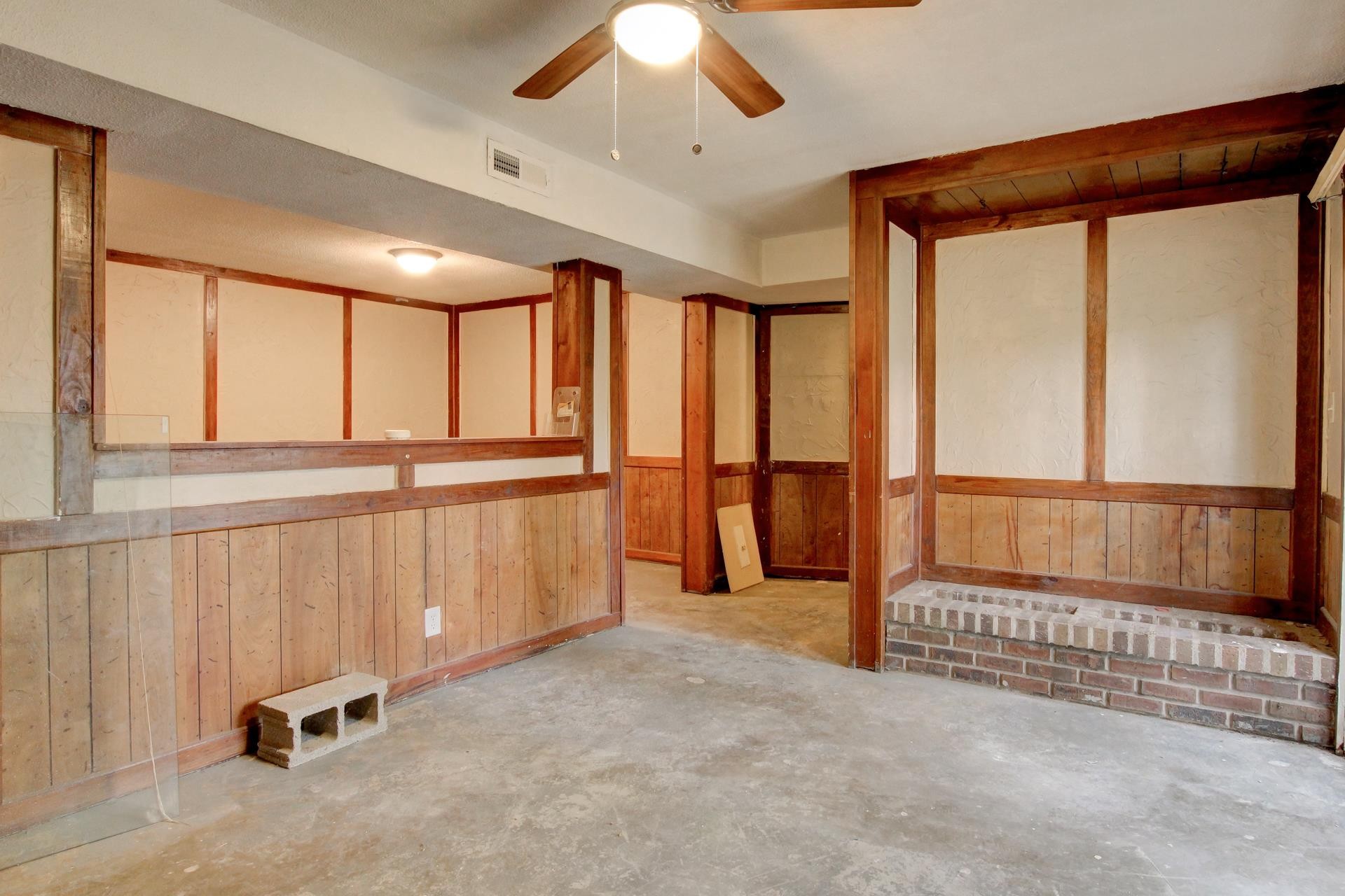 415 Buckeye Ln