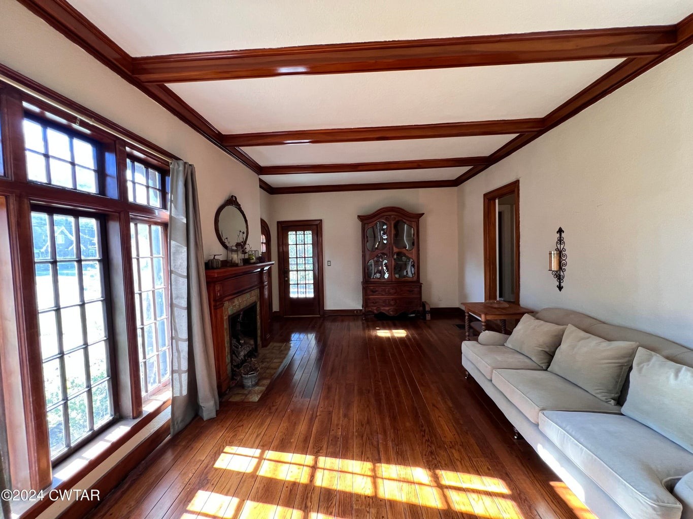 523 Westmoreland Pl