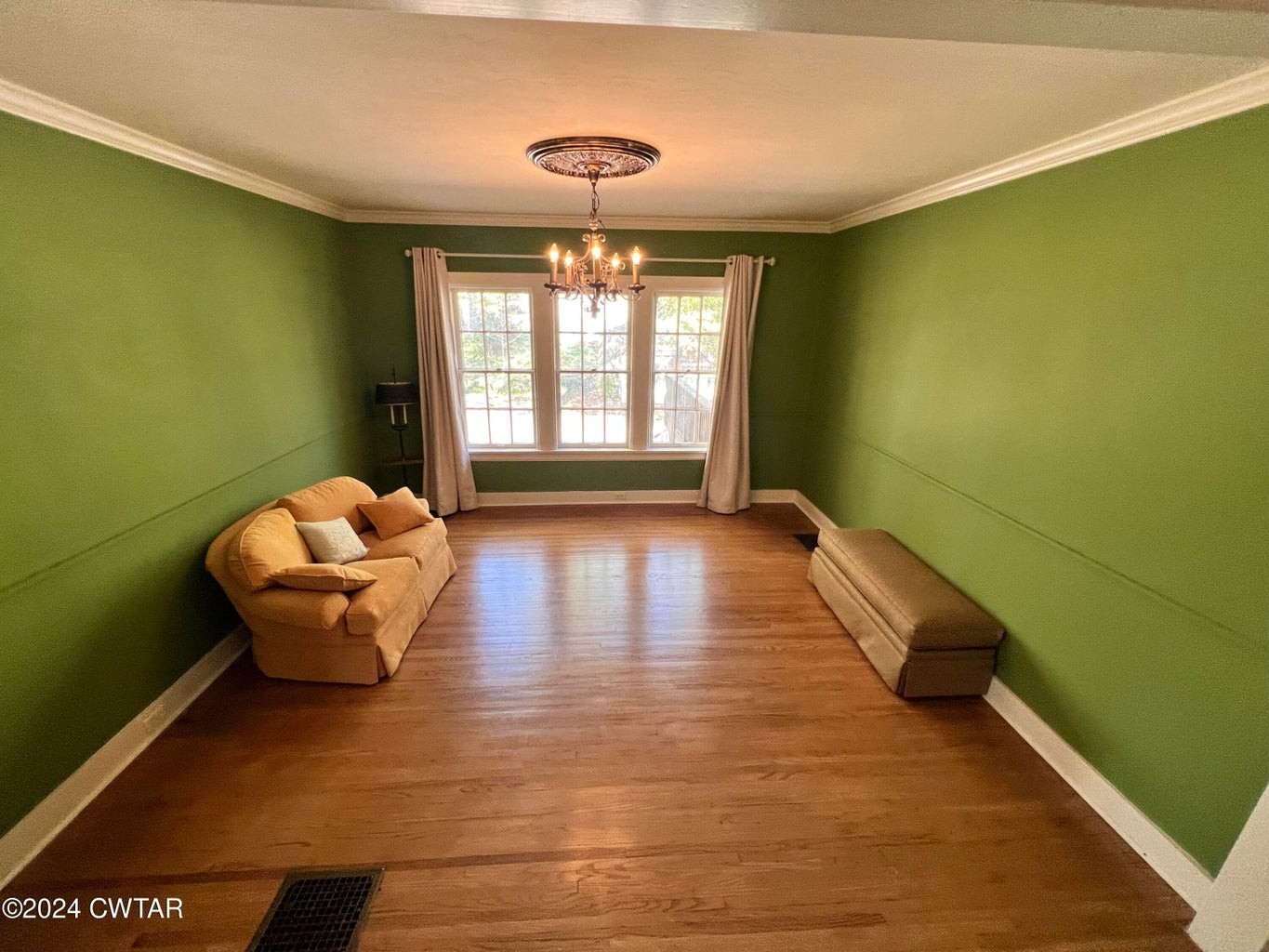 523 Westmoreland Pl
