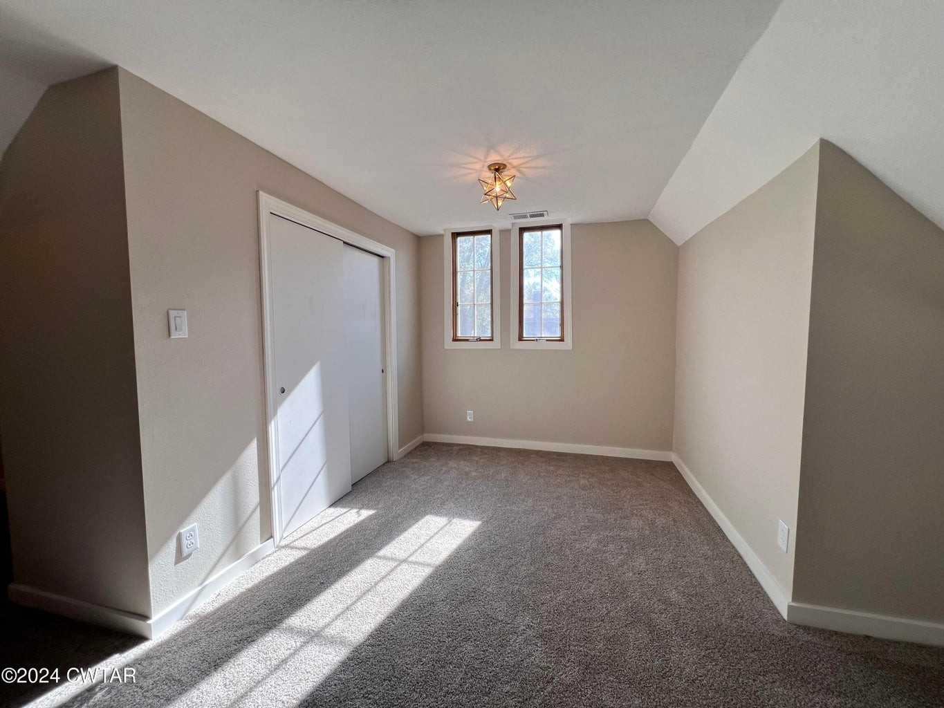 523 Westmoreland Pl