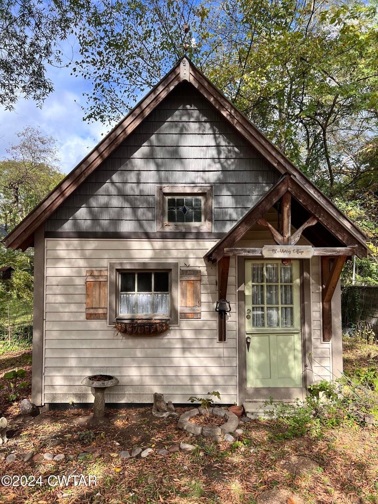 523 Westmoreland Pl