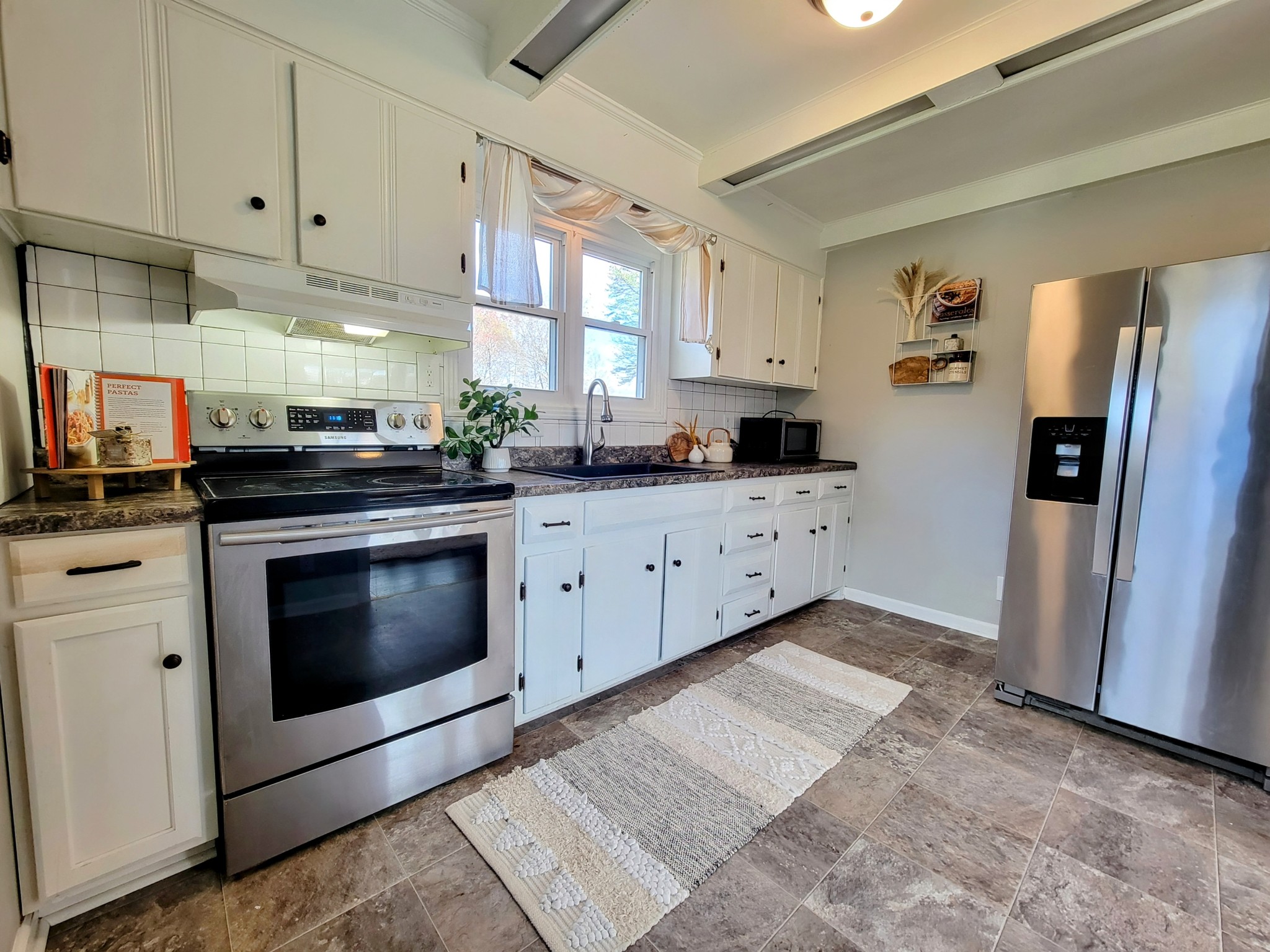 185 B Y Brown Rd
