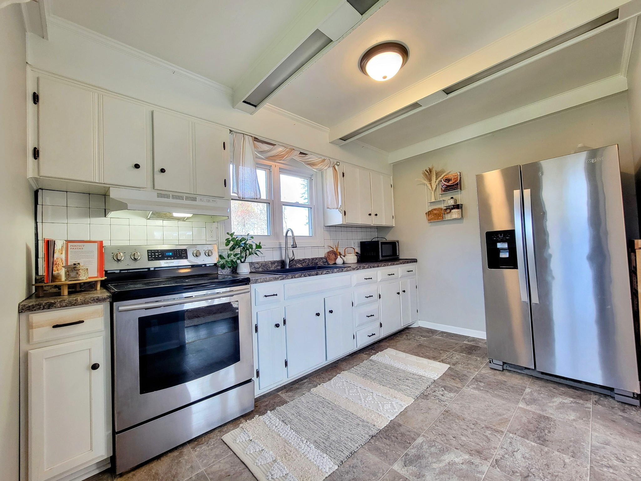 185 B Y Brown Rd