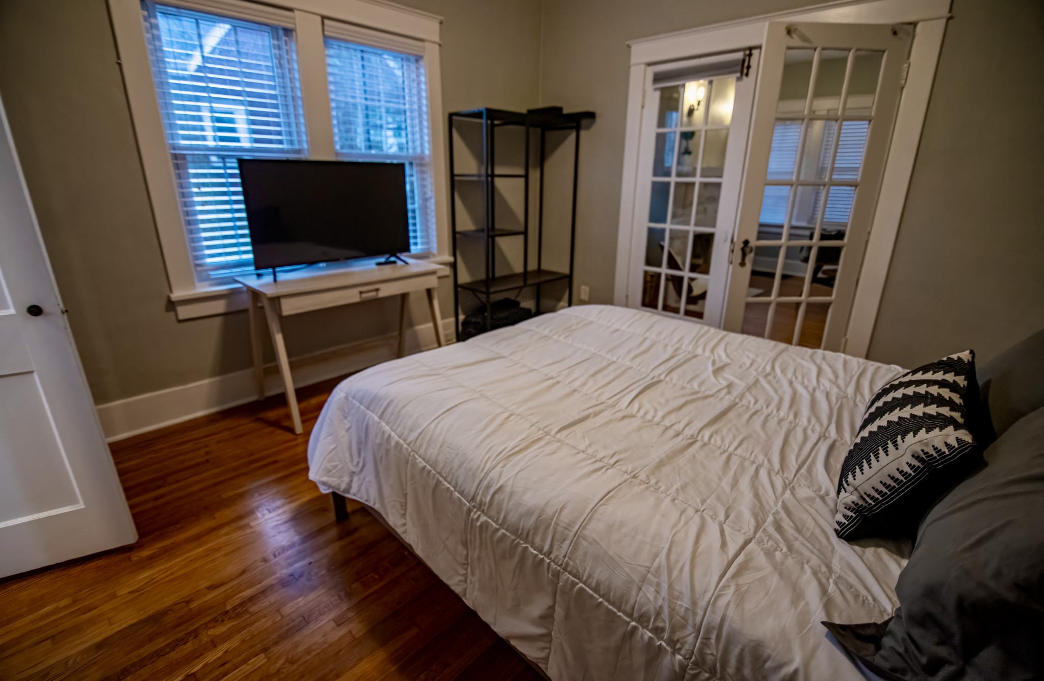 1802 Natchez Trce Unit: A