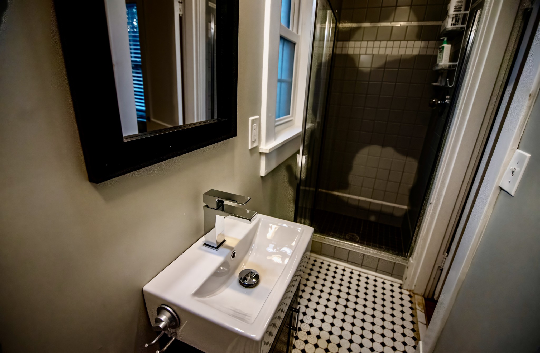 1802 Natchez Trce Unit: A