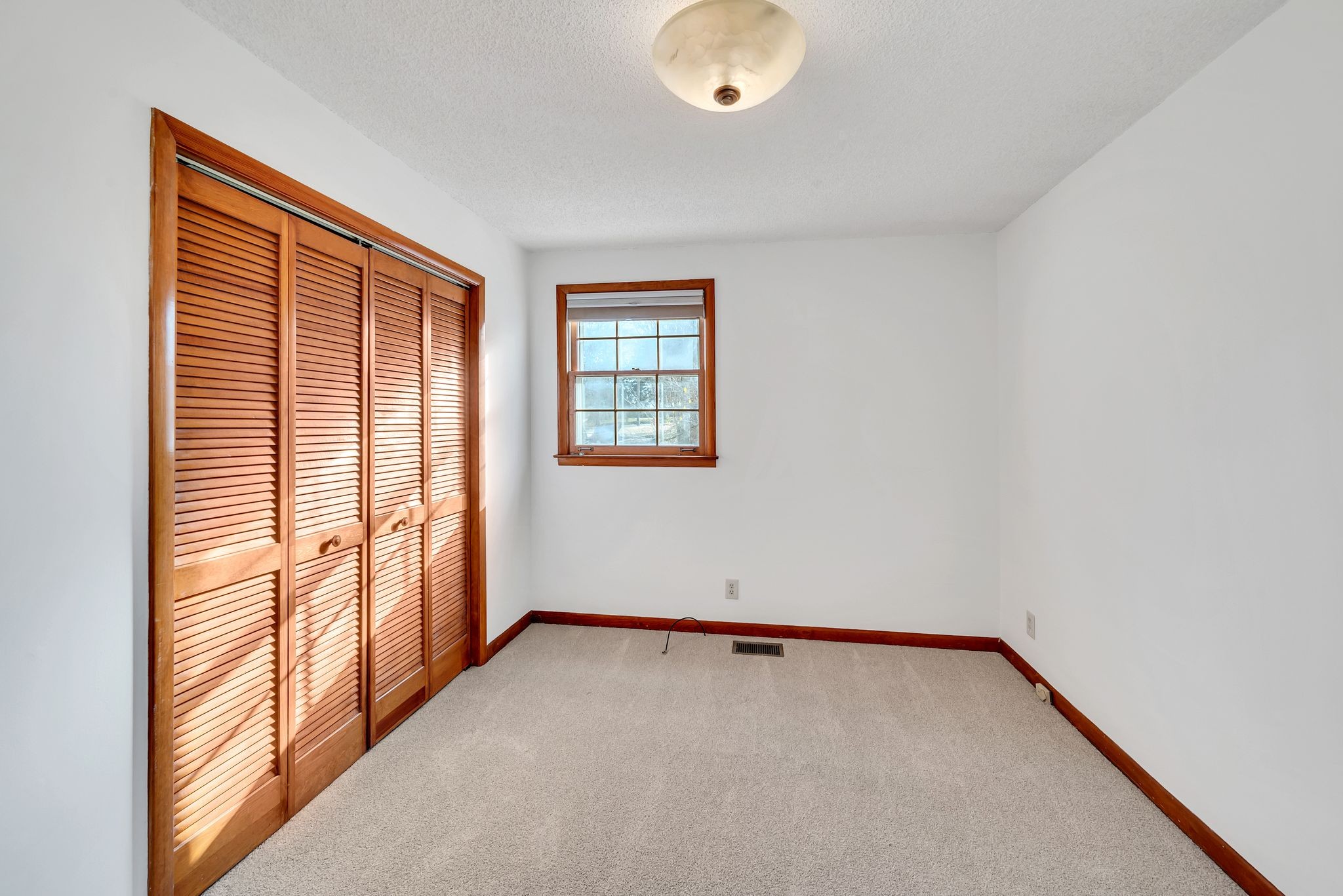 635 Bixler Ave