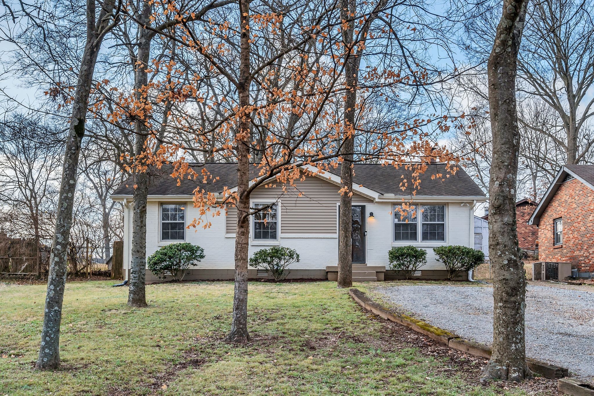635 Bixler Ave