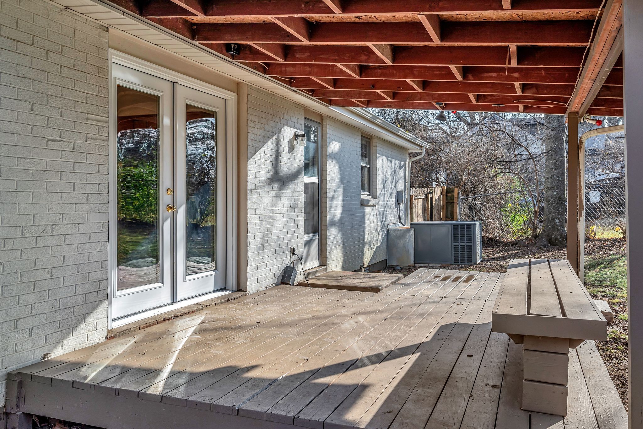 635 Bixler Ave
